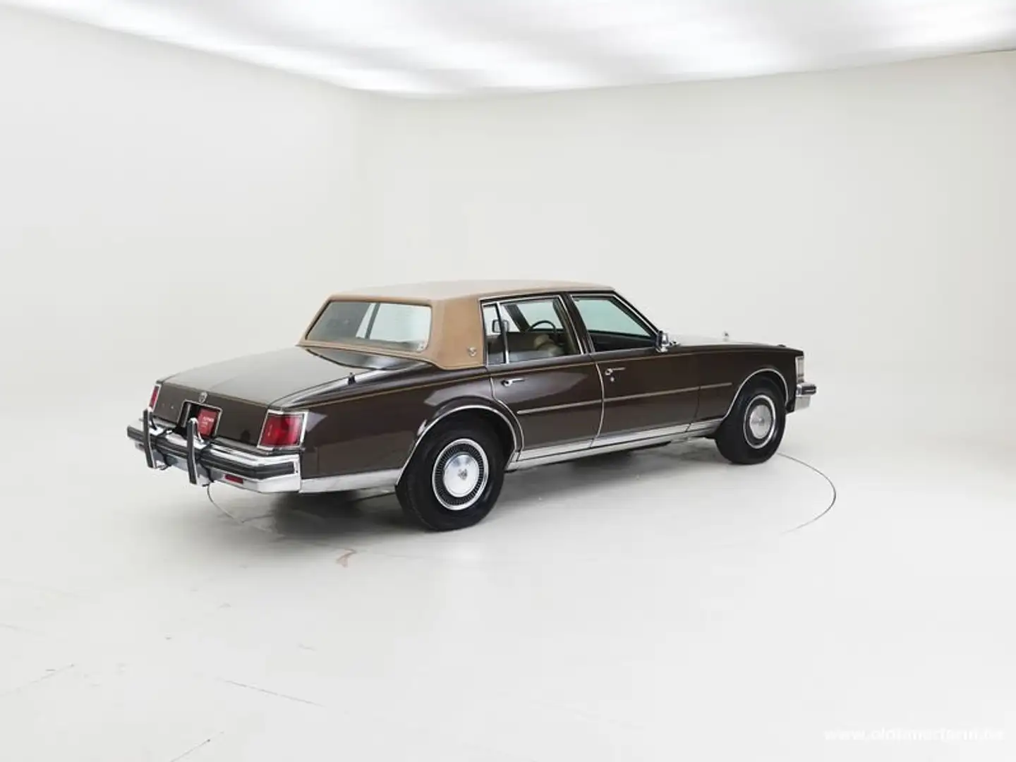 Cadillac Seville '77 CH5553 Brown - 2