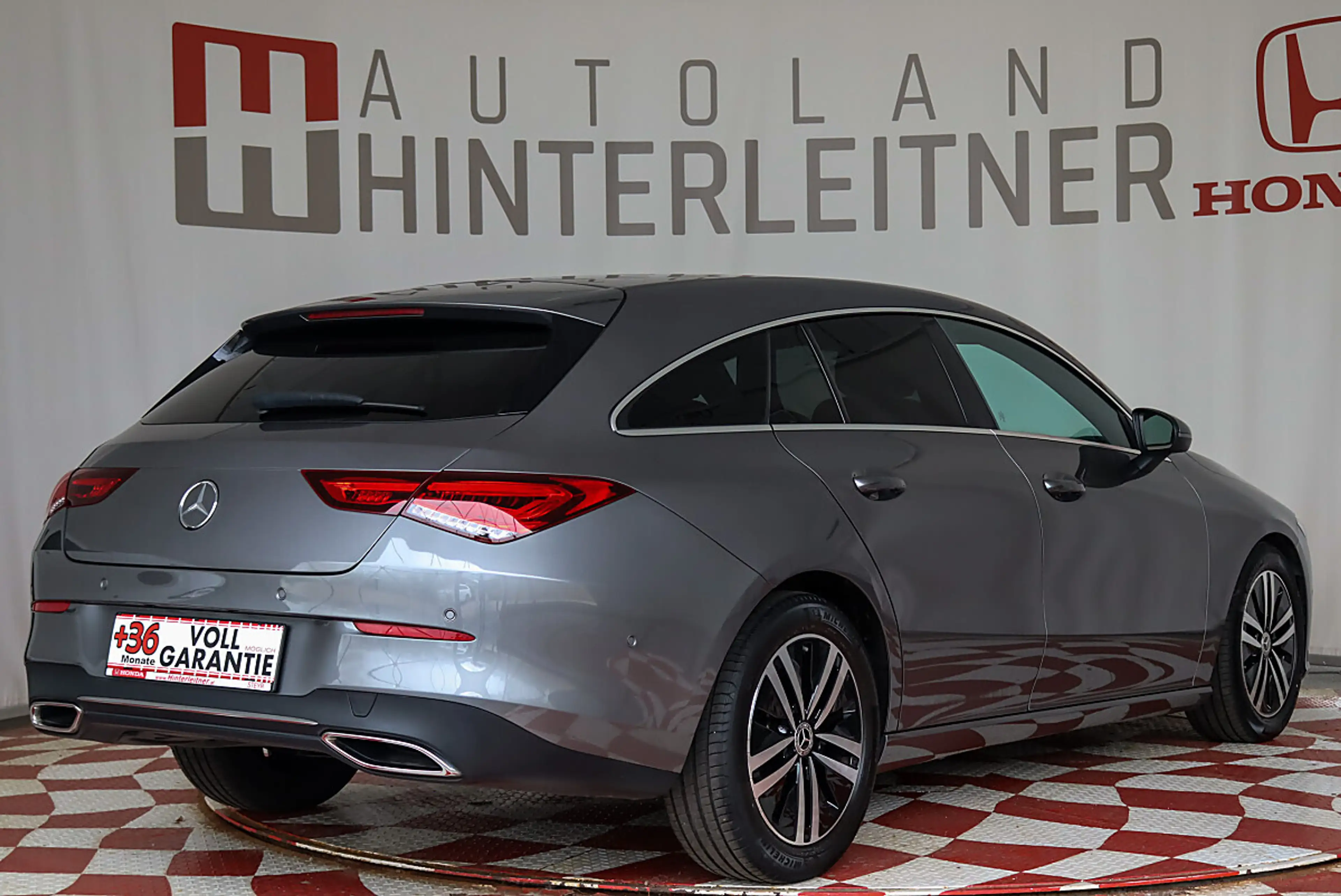 Mercedes-Benz CLA 180 d Shooting Brake Aut. / LED / NAVI / RÜCKFAHRKA... — photo 2