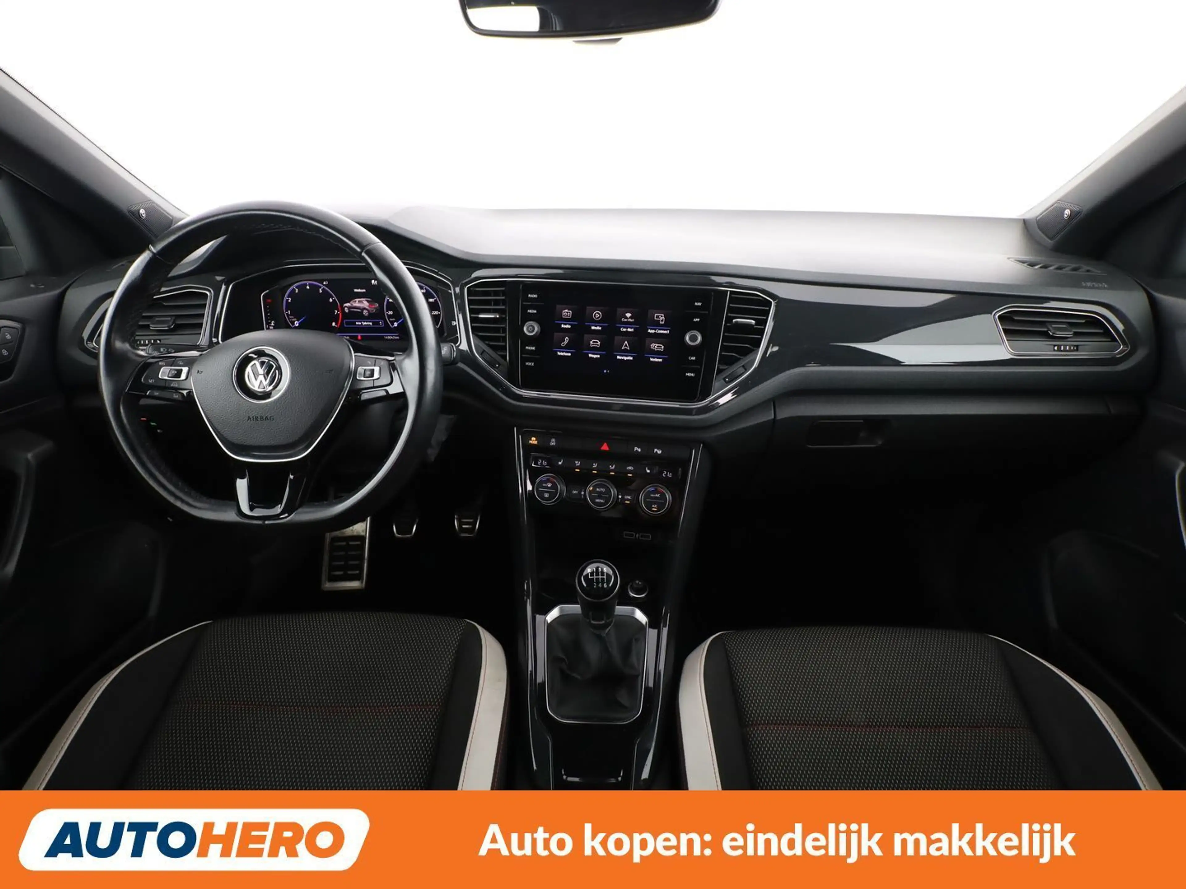 Volkswagen T-Roc 1.5 TSI ACT Sport — photo 12
