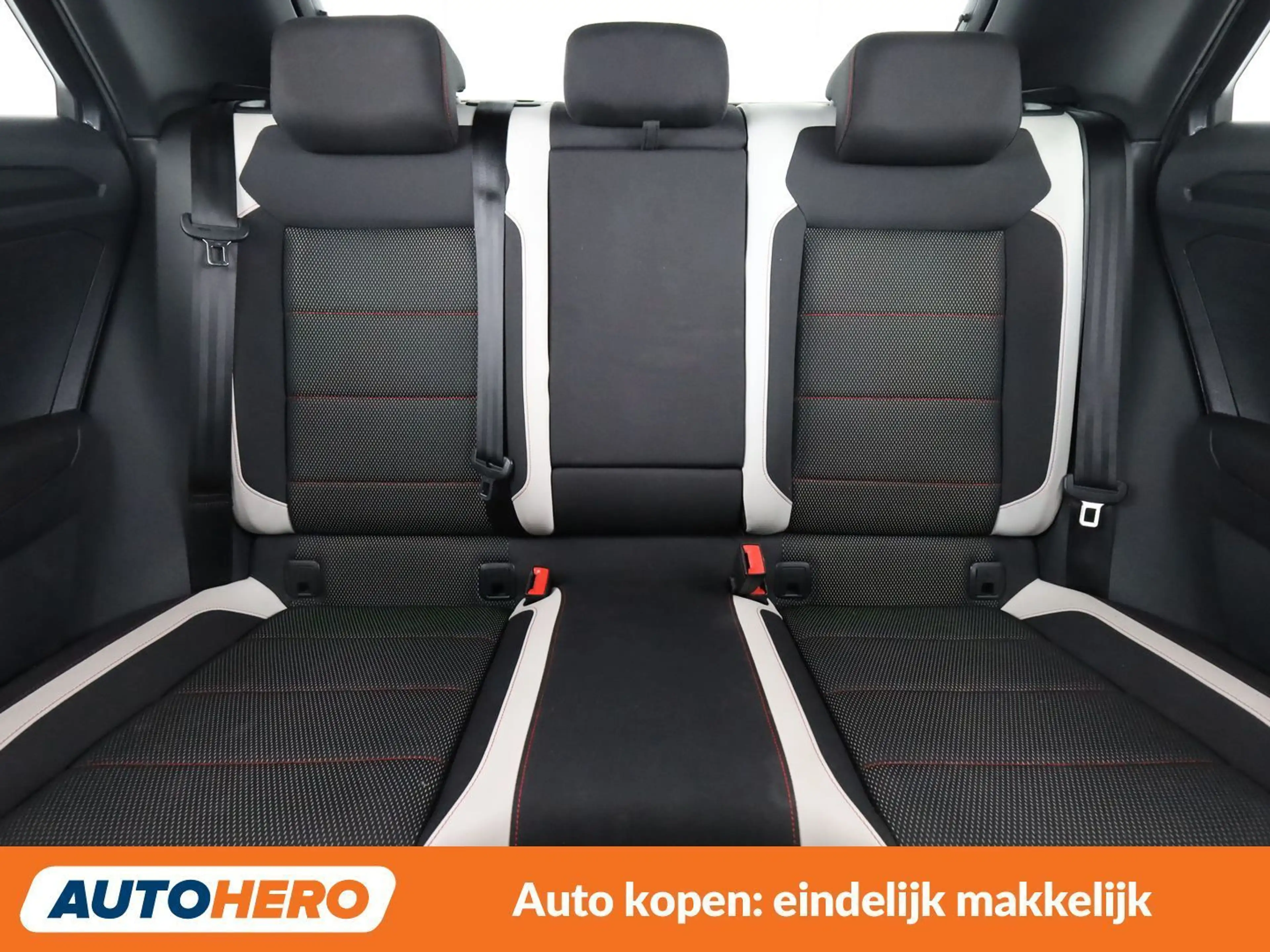 Volkswagen T-Roc 1.5 TSI ACT Sport — photo 15