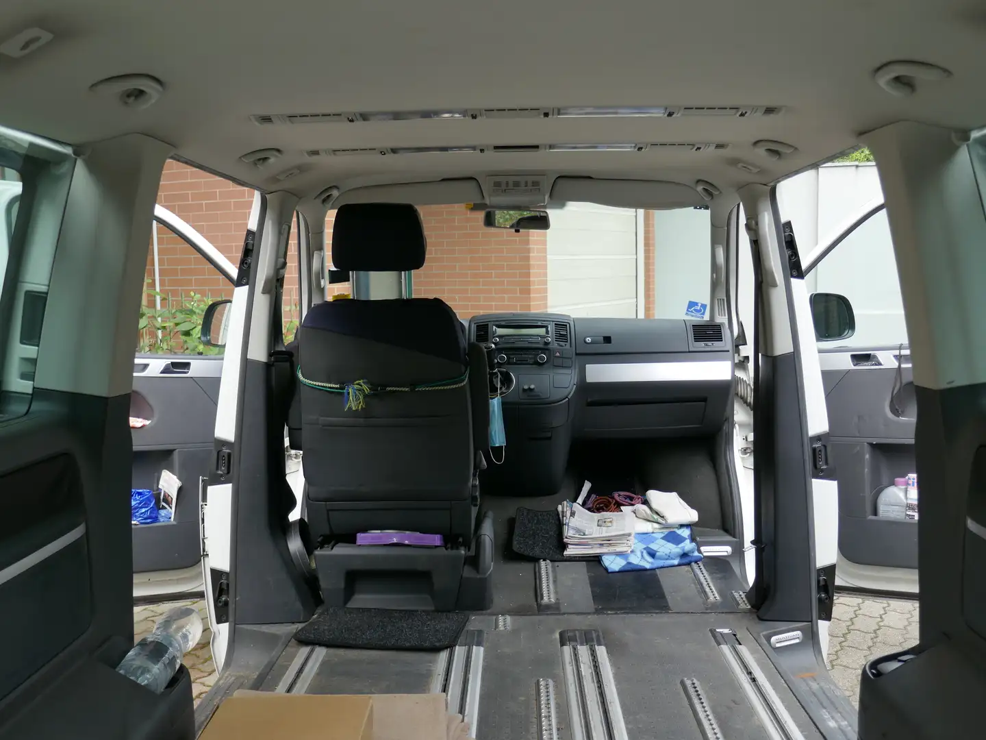 Volkswagen T5 Multivan Multivan T5 2010 2.0 tdi Comfortline 140cv Alb - 1