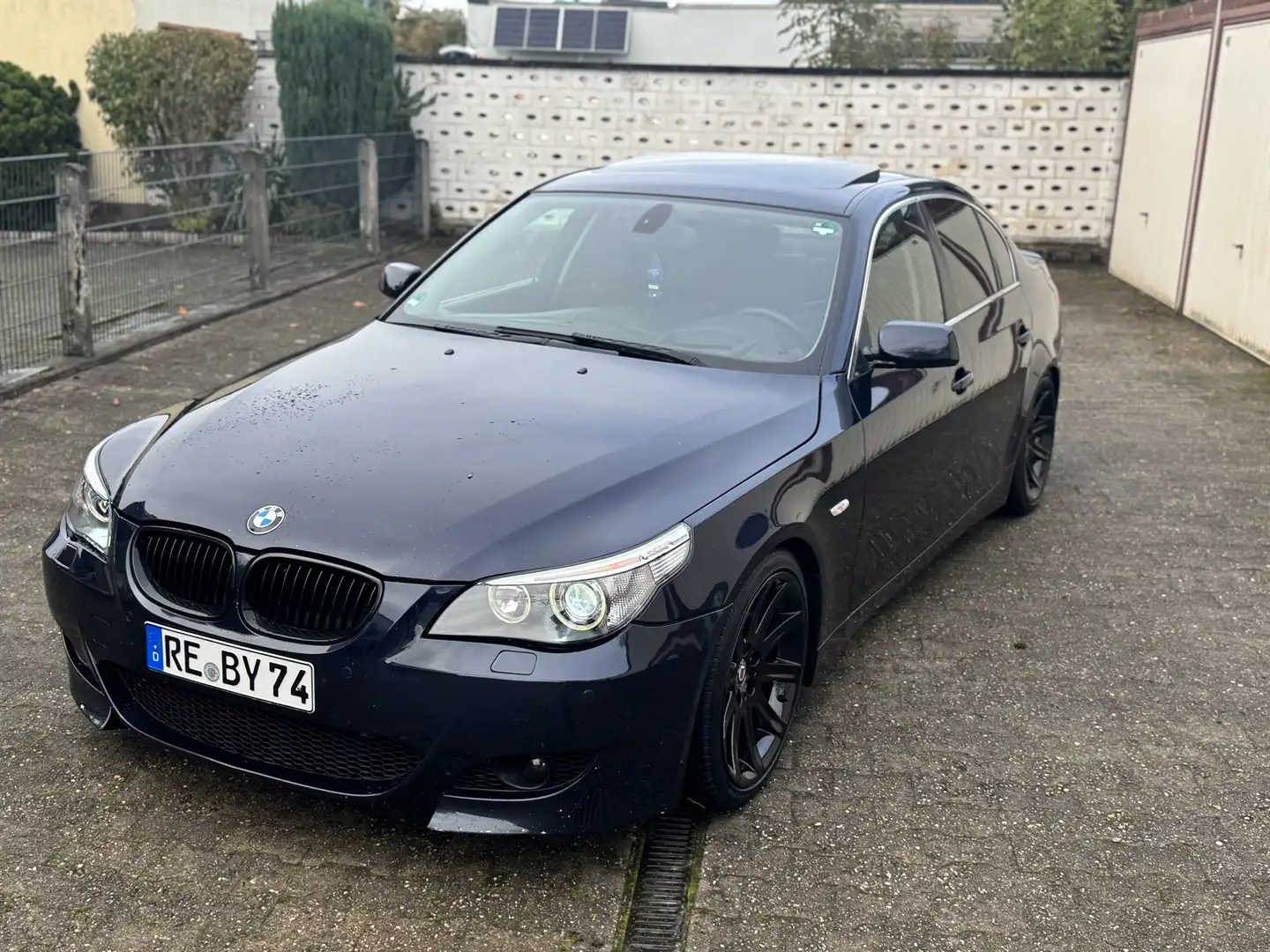 BMW 545 545i Niebieski - 1