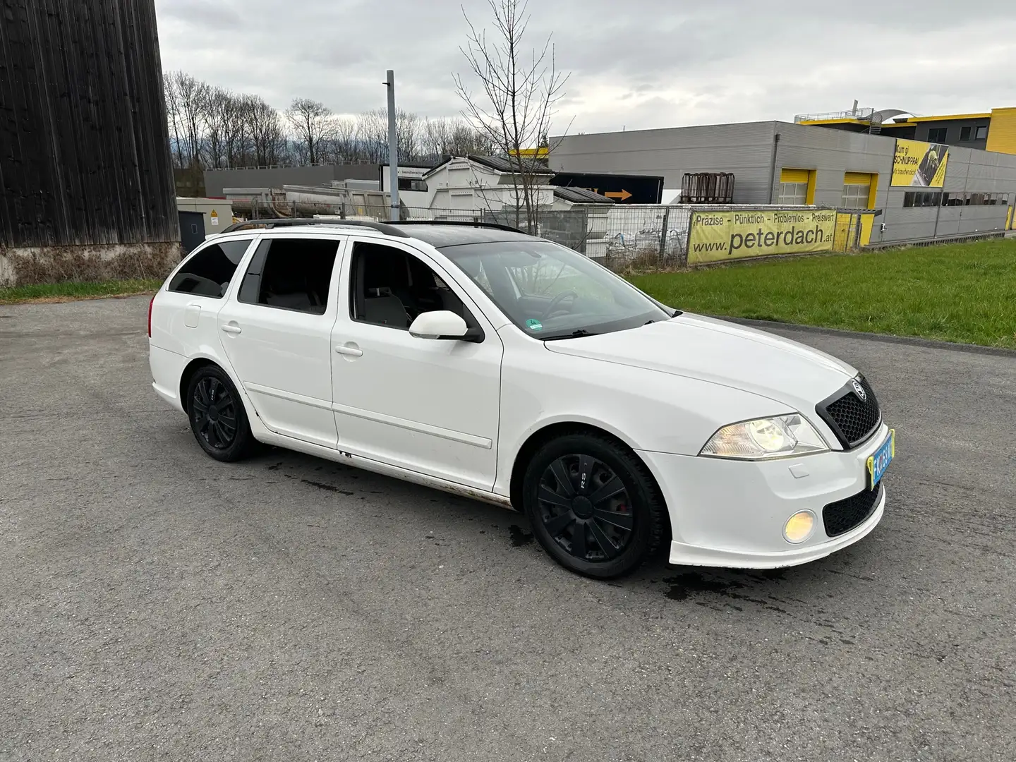 Skoda Octavia Combi RS FSI Turbo - 2
