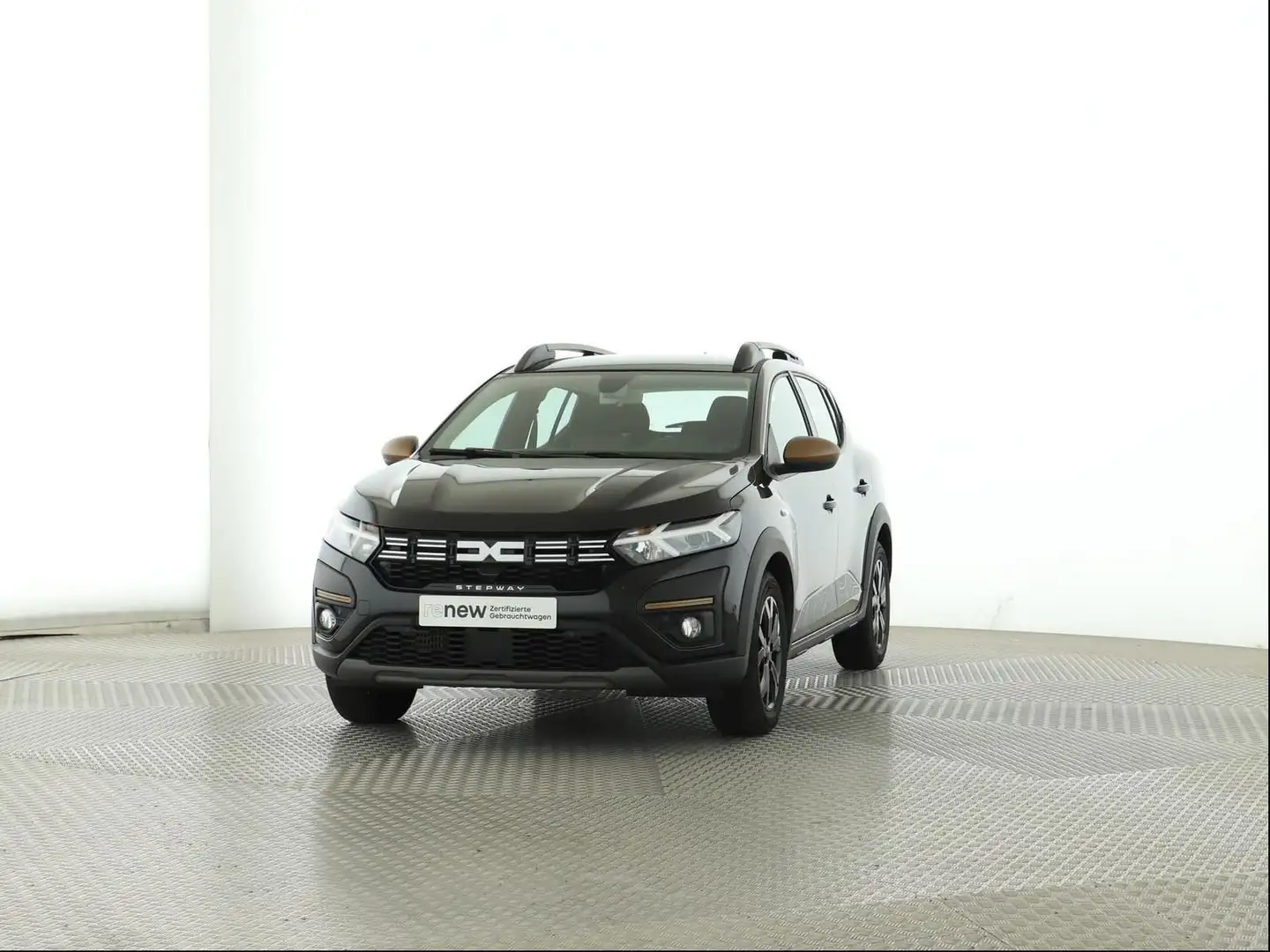 Dacia Sandero III Stepway Extreme+ TCe 110 Zwart - 2