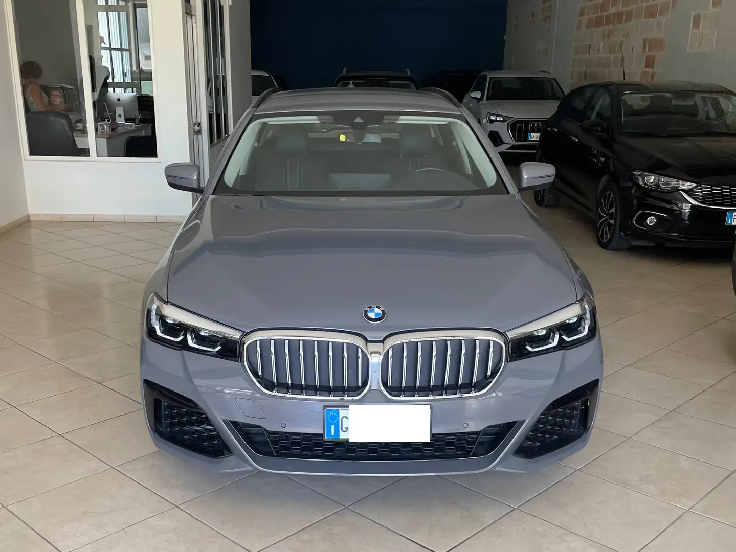 BMW 520 M sport DIESEL Grigio - 2