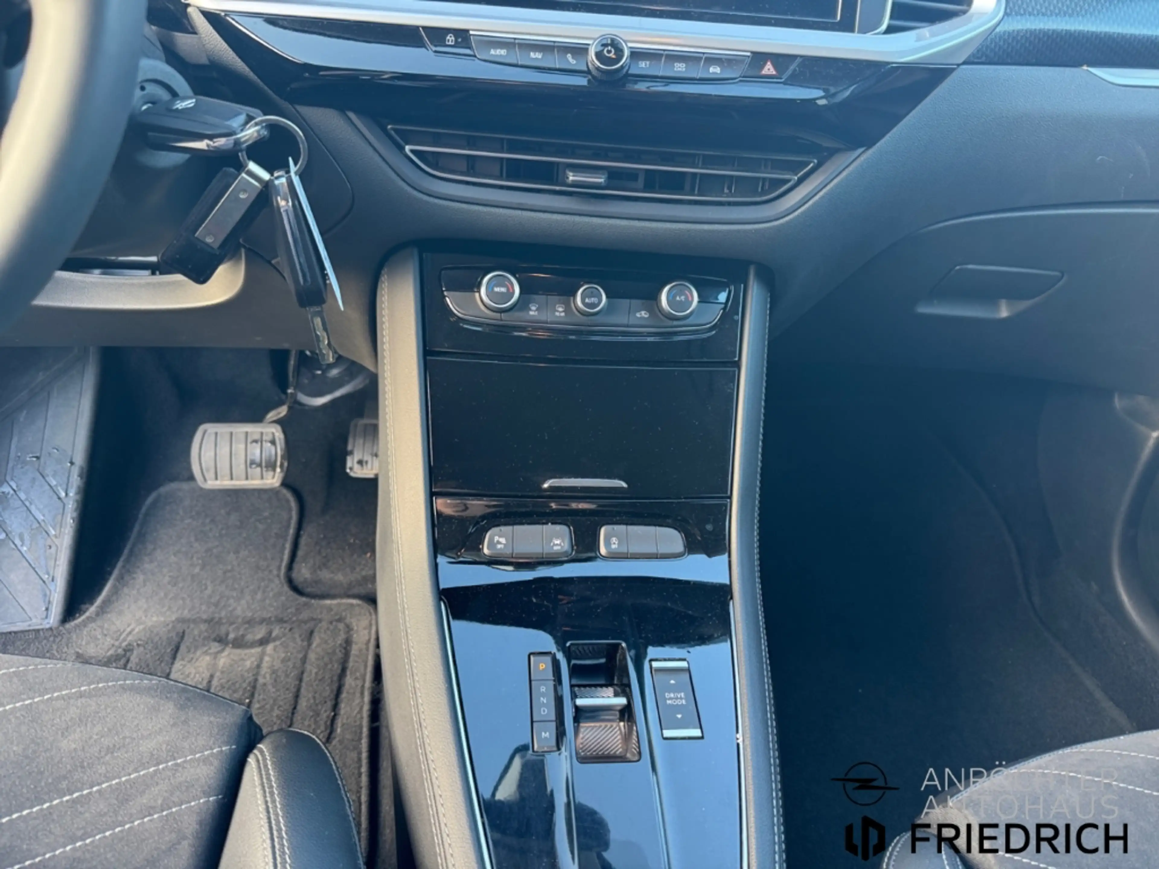 Opel Grandland GS Line Allwetter Kamera Navi AGR-Sitze — photo 12