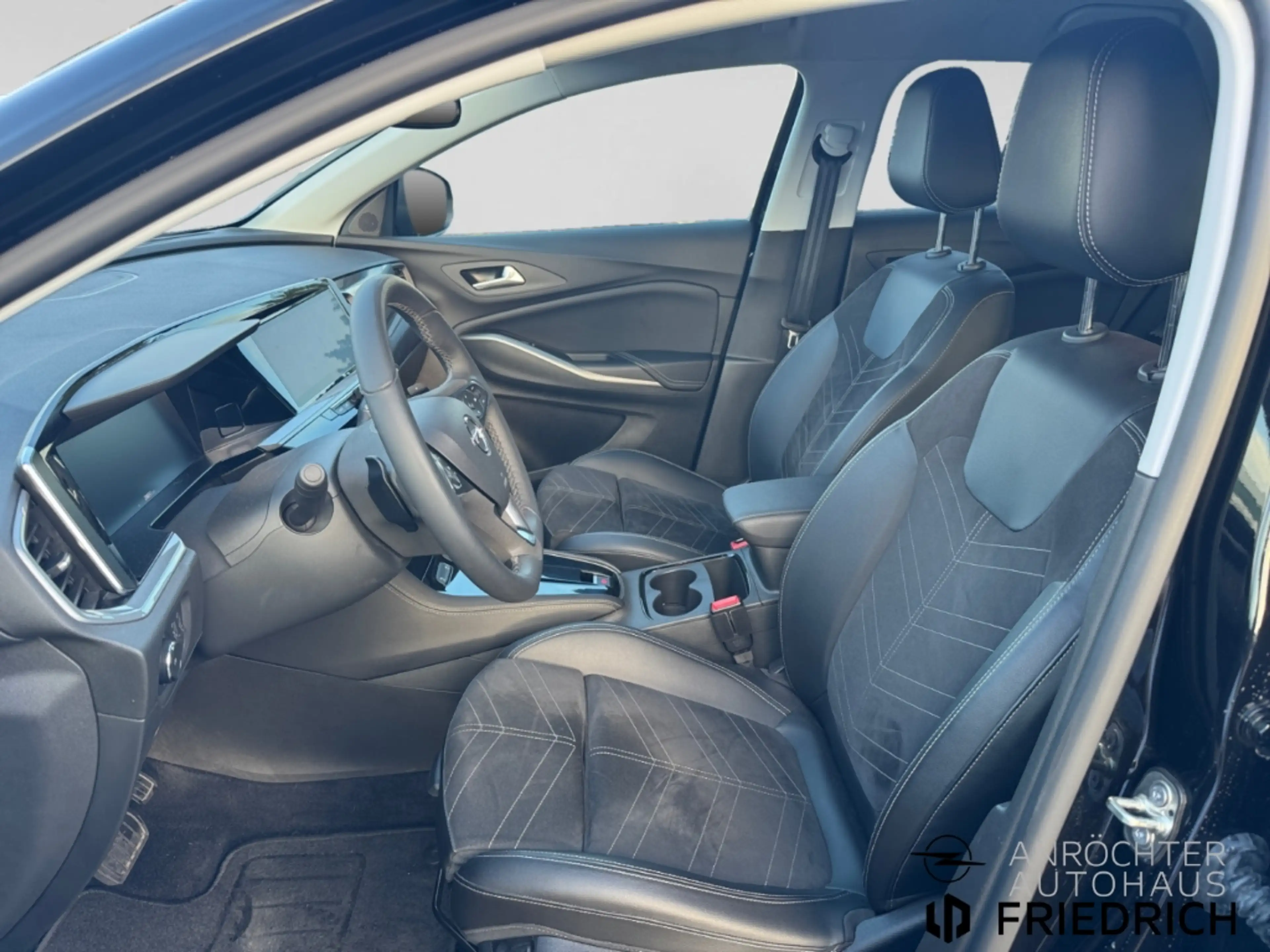 Opel Grandland GS Line Allwetter Kamera Navi AGR-Sitze — photo 10
