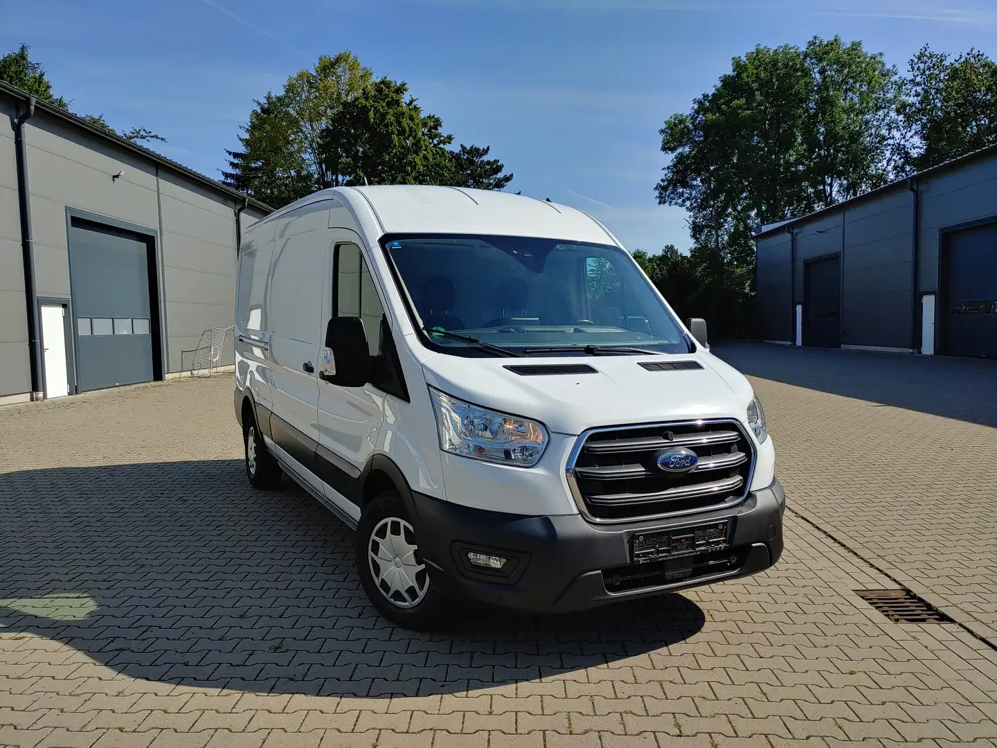 Ford Transit 350 L3 Kasten Navi/Licht&Sicht/PDC/Kamera/Tempomat Weiß - 2