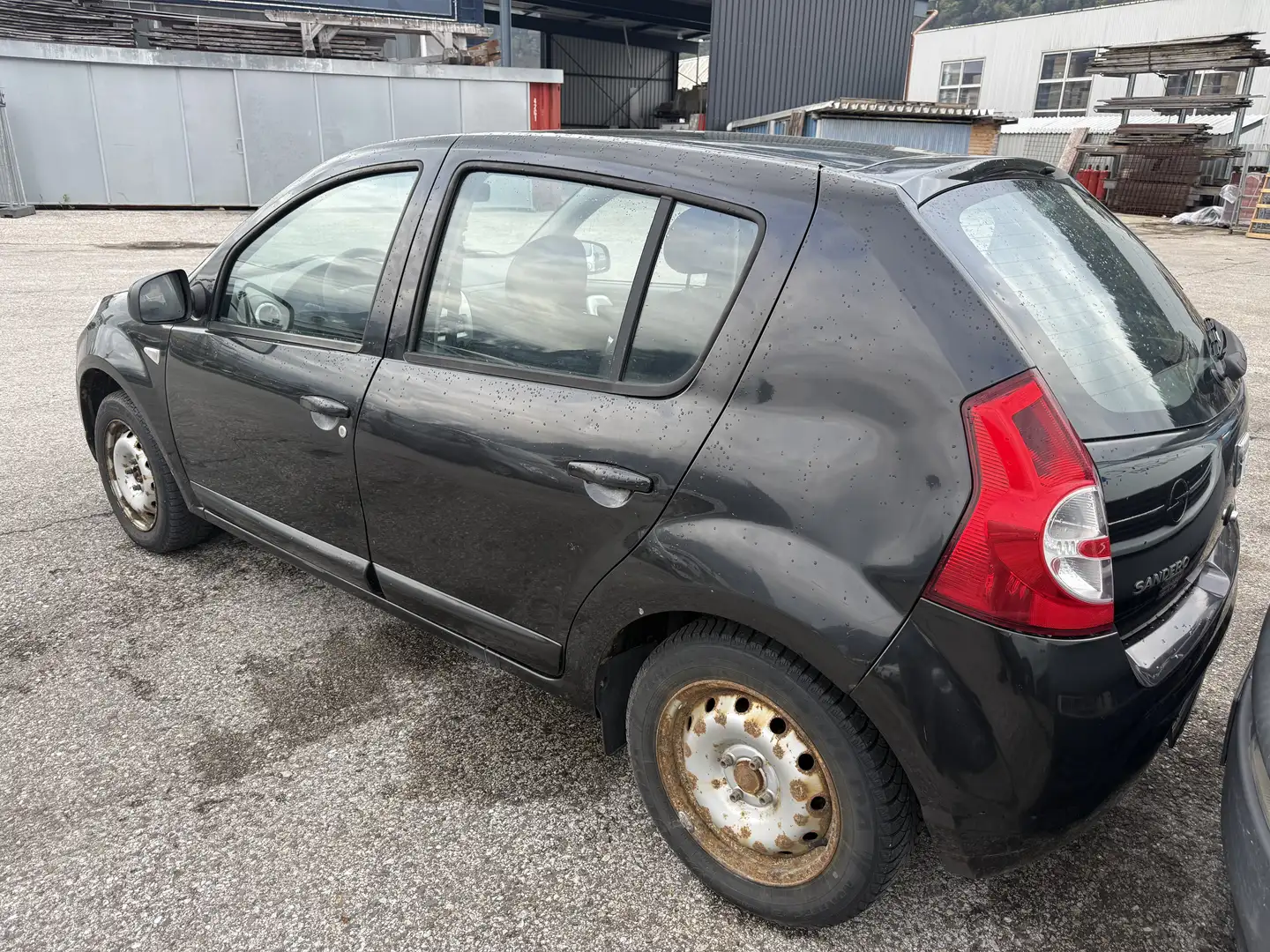Dacia Sandero Lauréate 1,2 16V - 2