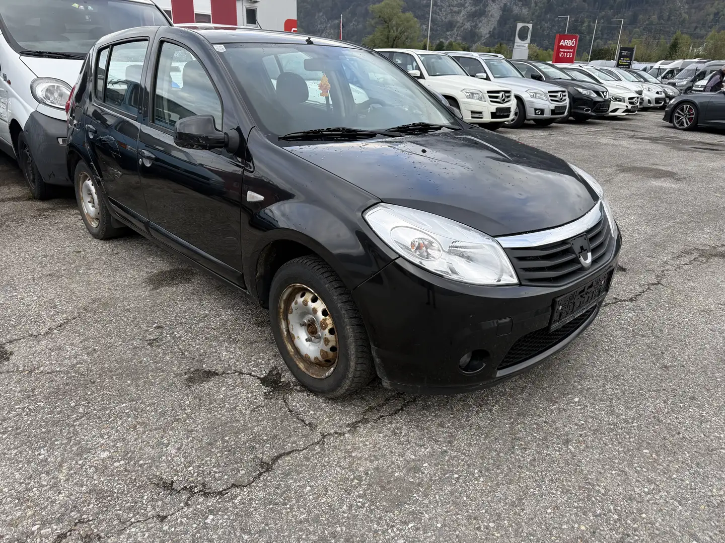 Dacia Sandero Lauréate 1,2 16V - 1