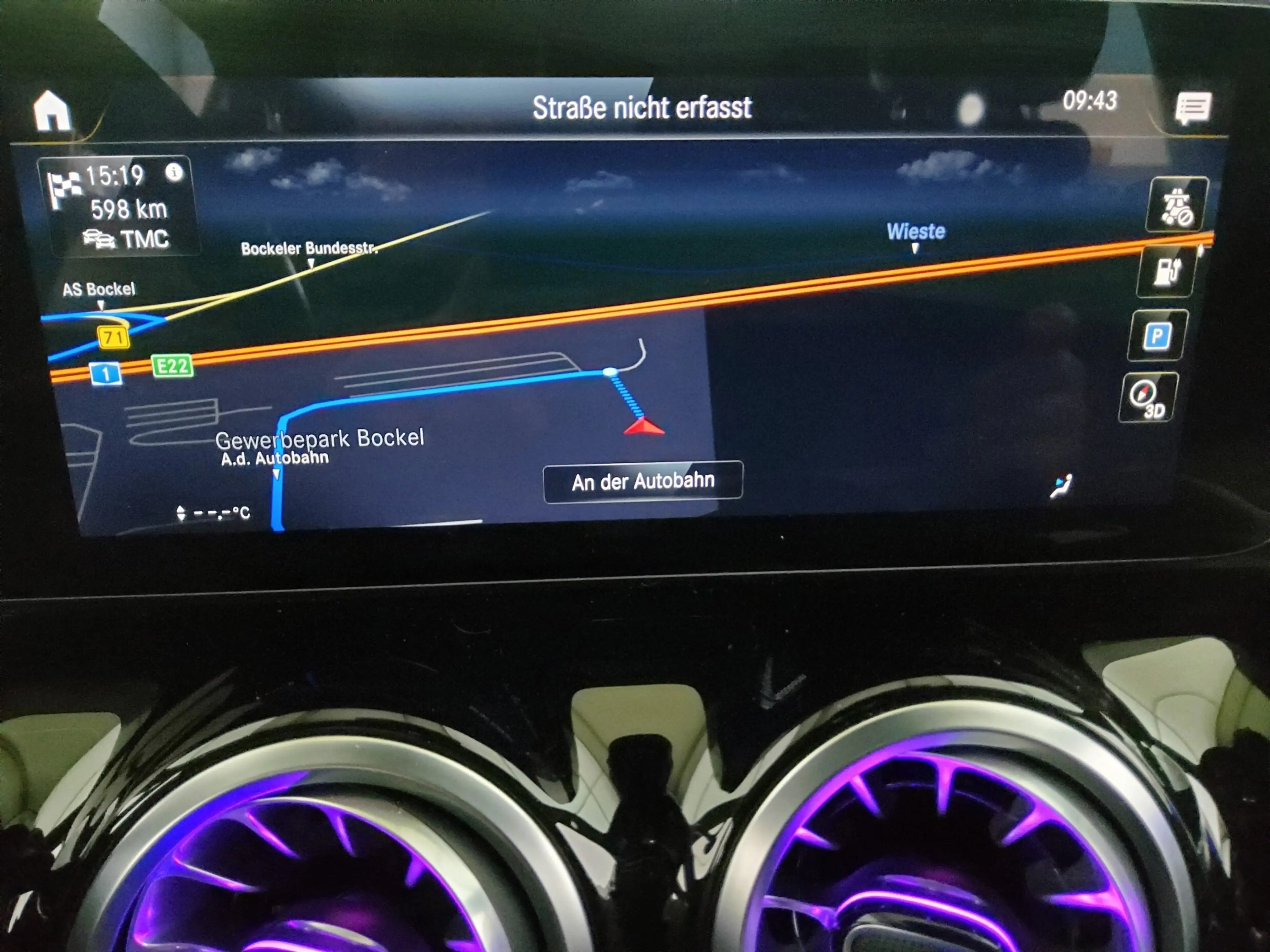 Mercedes-Benz EQA 250 Night T-Leder Navi LED PDC Distr. — photo 7