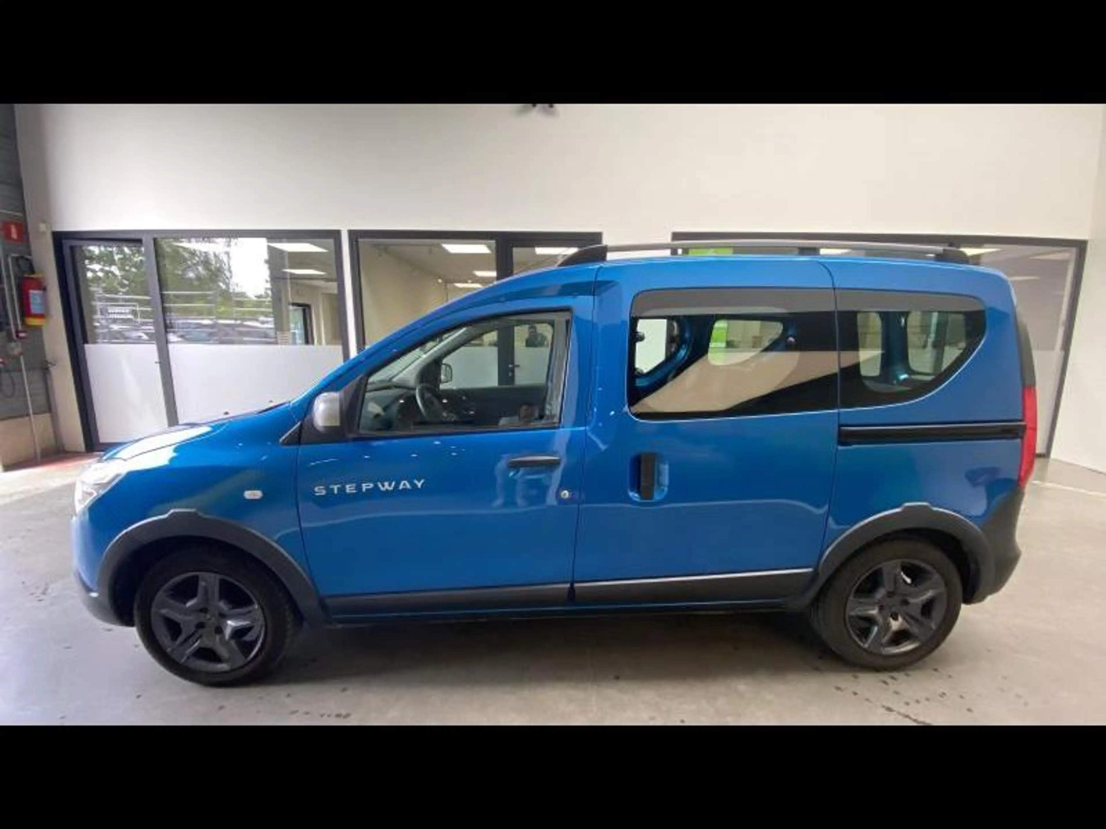 Dacia Dokker STEPWAY TCE 116 — photo 4