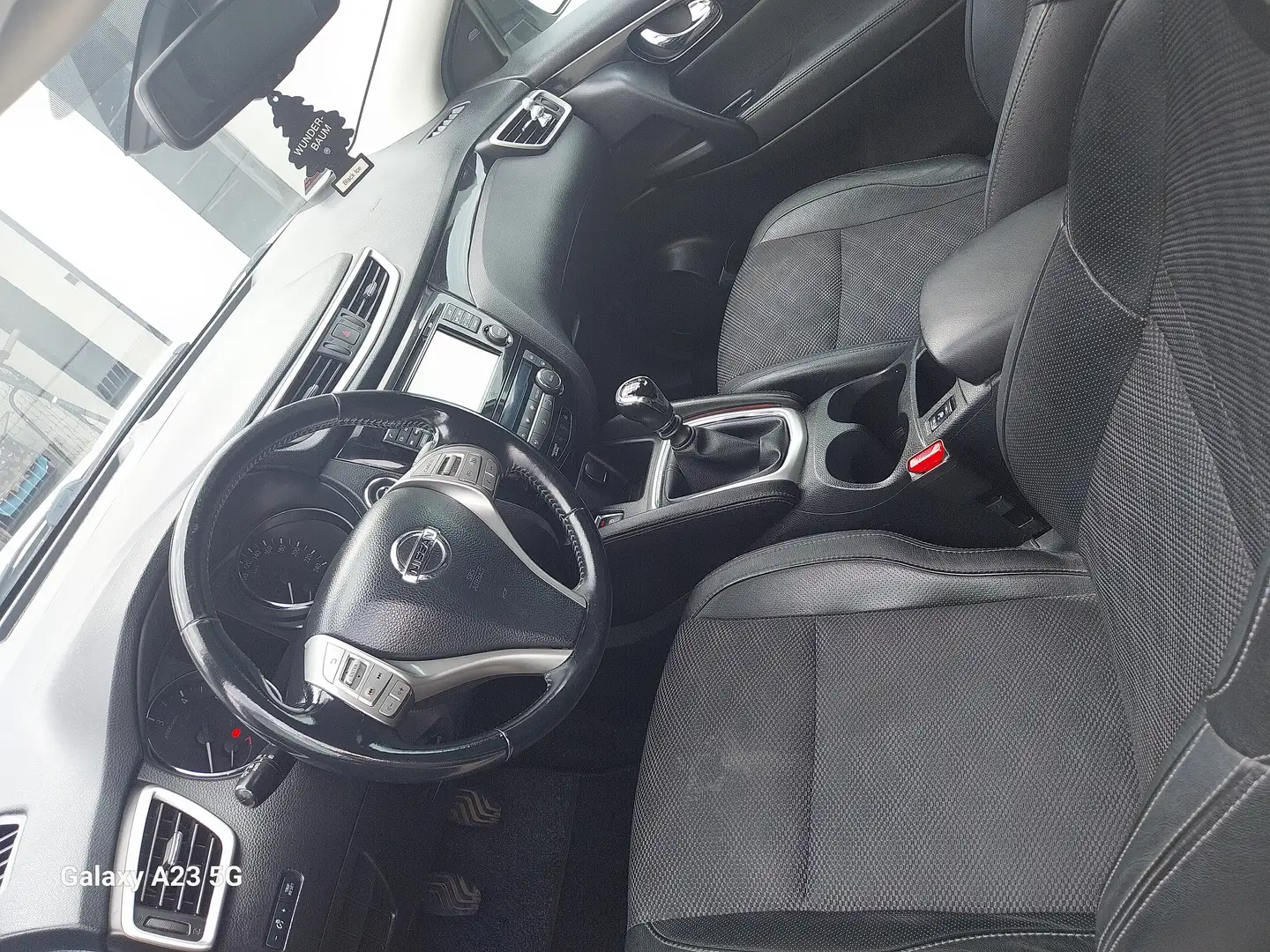 Nissan Qashqai Qashqai 1,5 dCi Tekna Tekna Weiß - 2