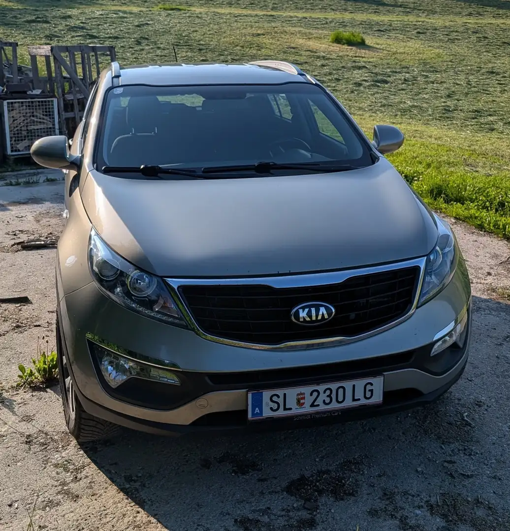 Kia Sportage Silber 1,7 CRDi 2WD - 2