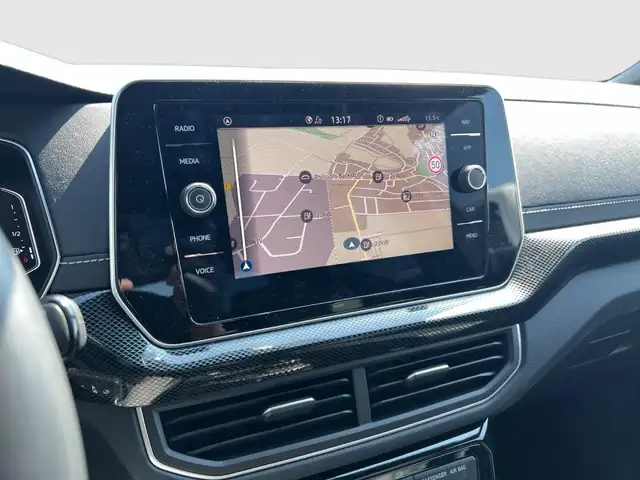 Volkswagen T-Cross view 15