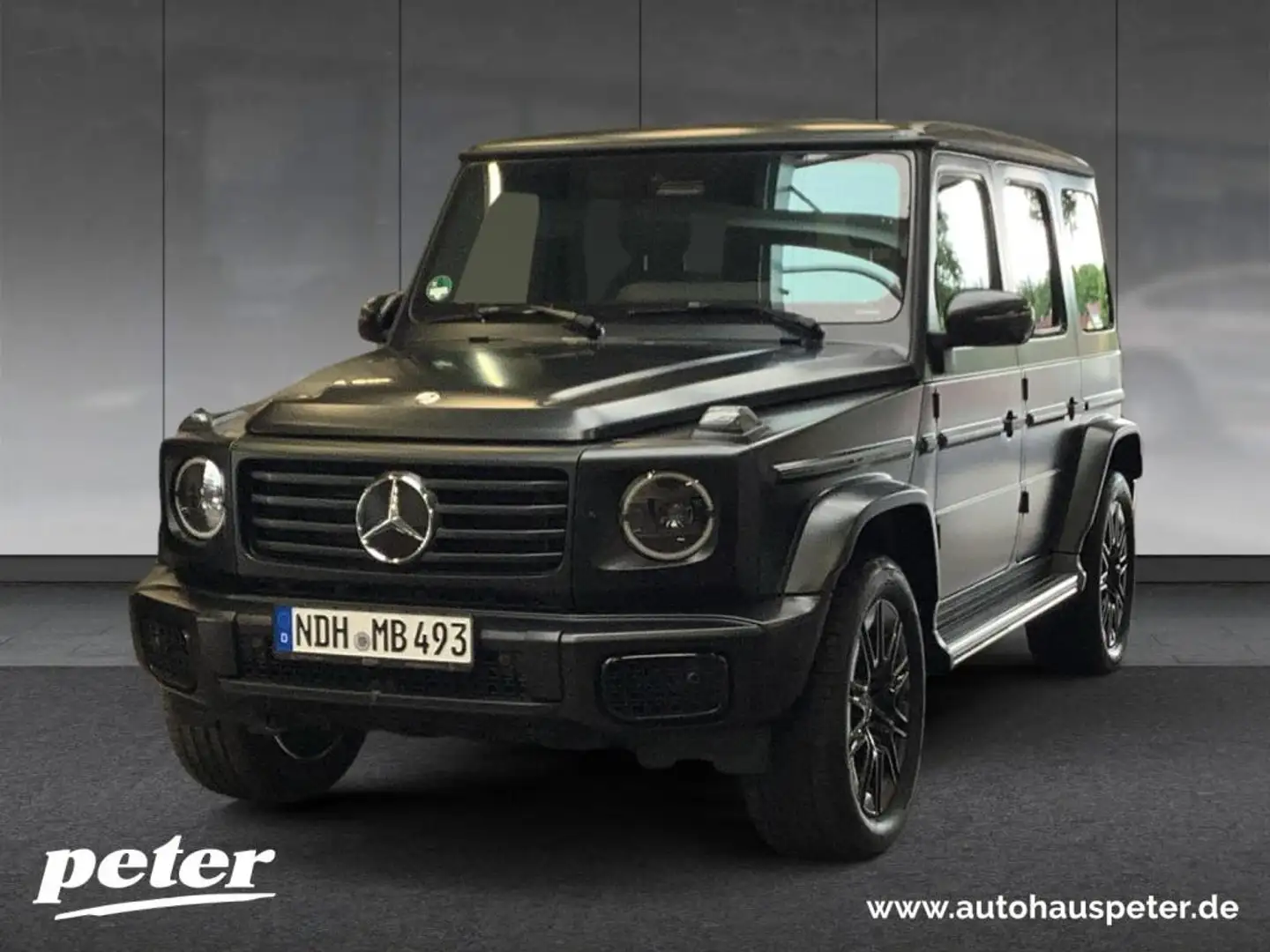 Mercedes-Benz G 450 d AMG+20"+NIGHT+MULTIBEAM LED+SCHIEBEDACH Černá - 1