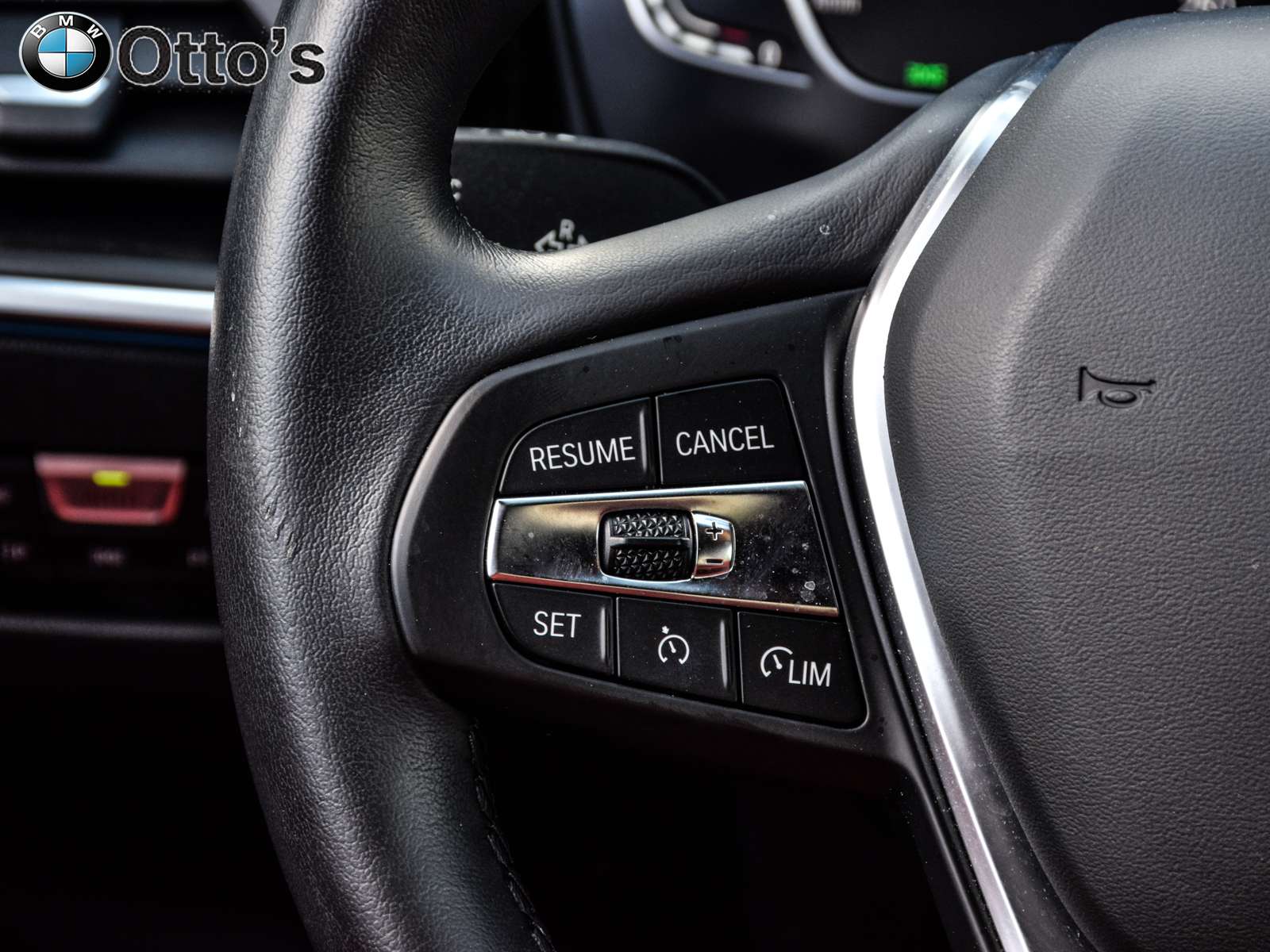 2022 BMW 3 Series xDrive Sedan thumb 50