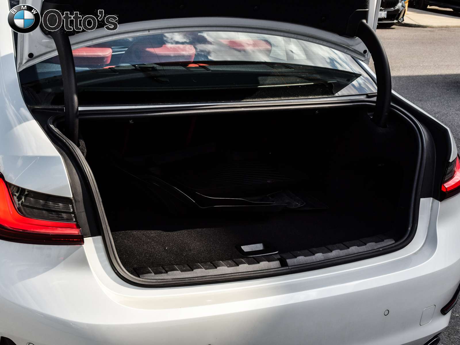 2022 BMW 3 Series xDrive Sedan thumb 64