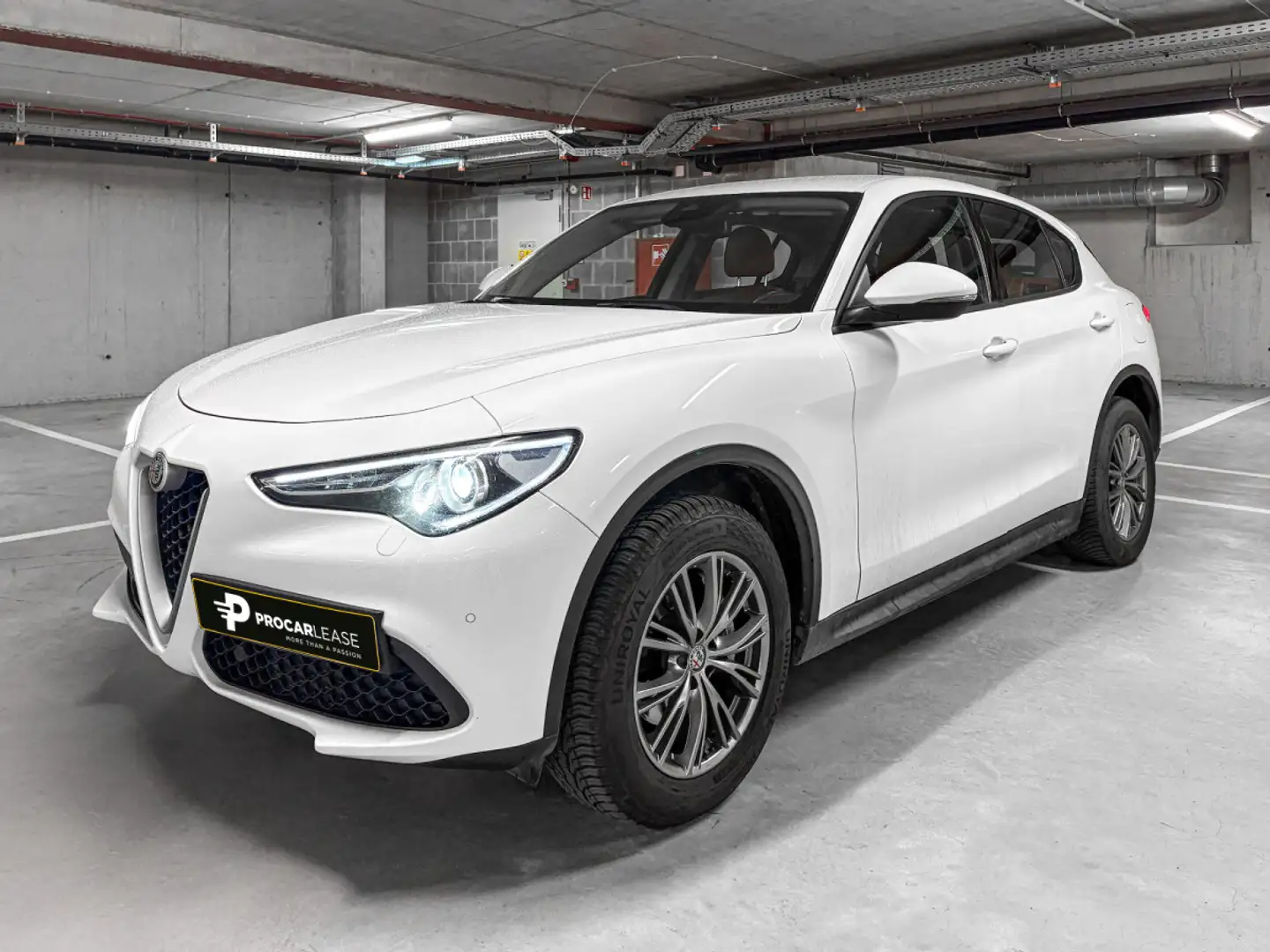 Alfa Romeo Stelvio 2.0 200ps / GARANTIE 12 MOIS Weiß - 1