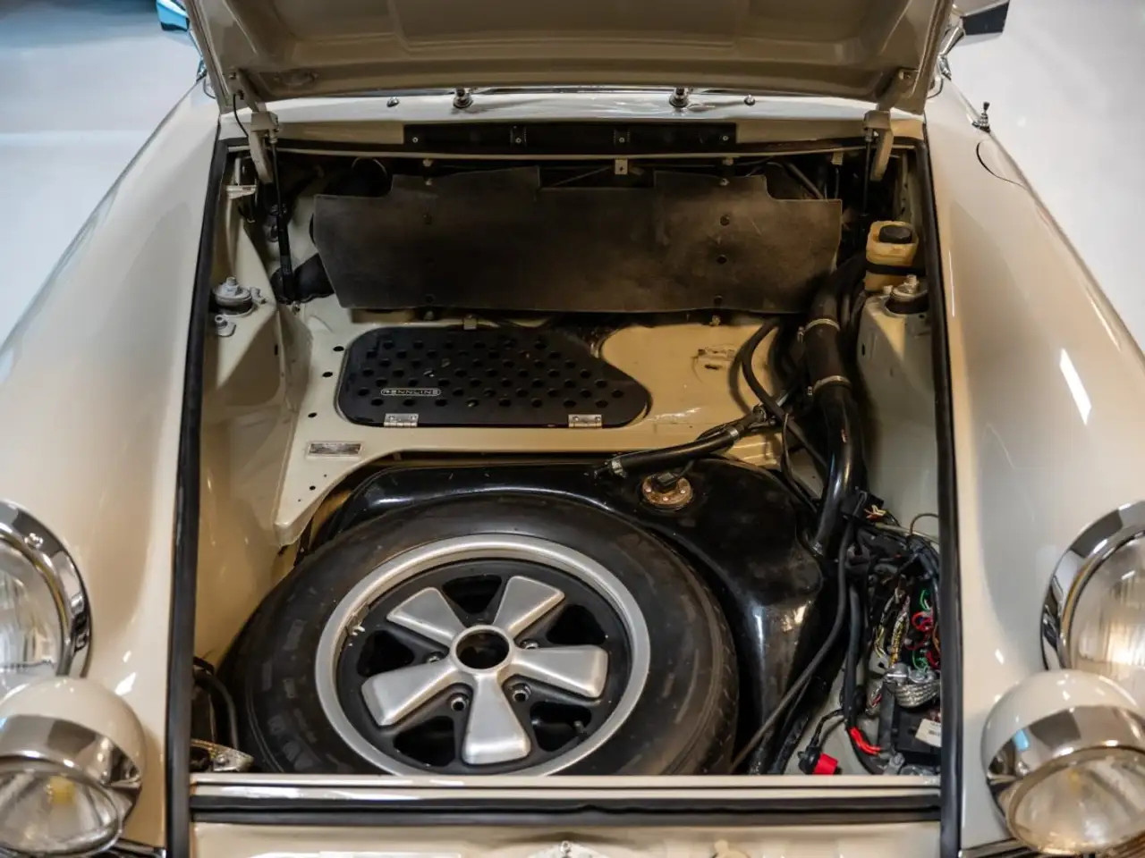 Porsche 911 2.4 S, foto 12