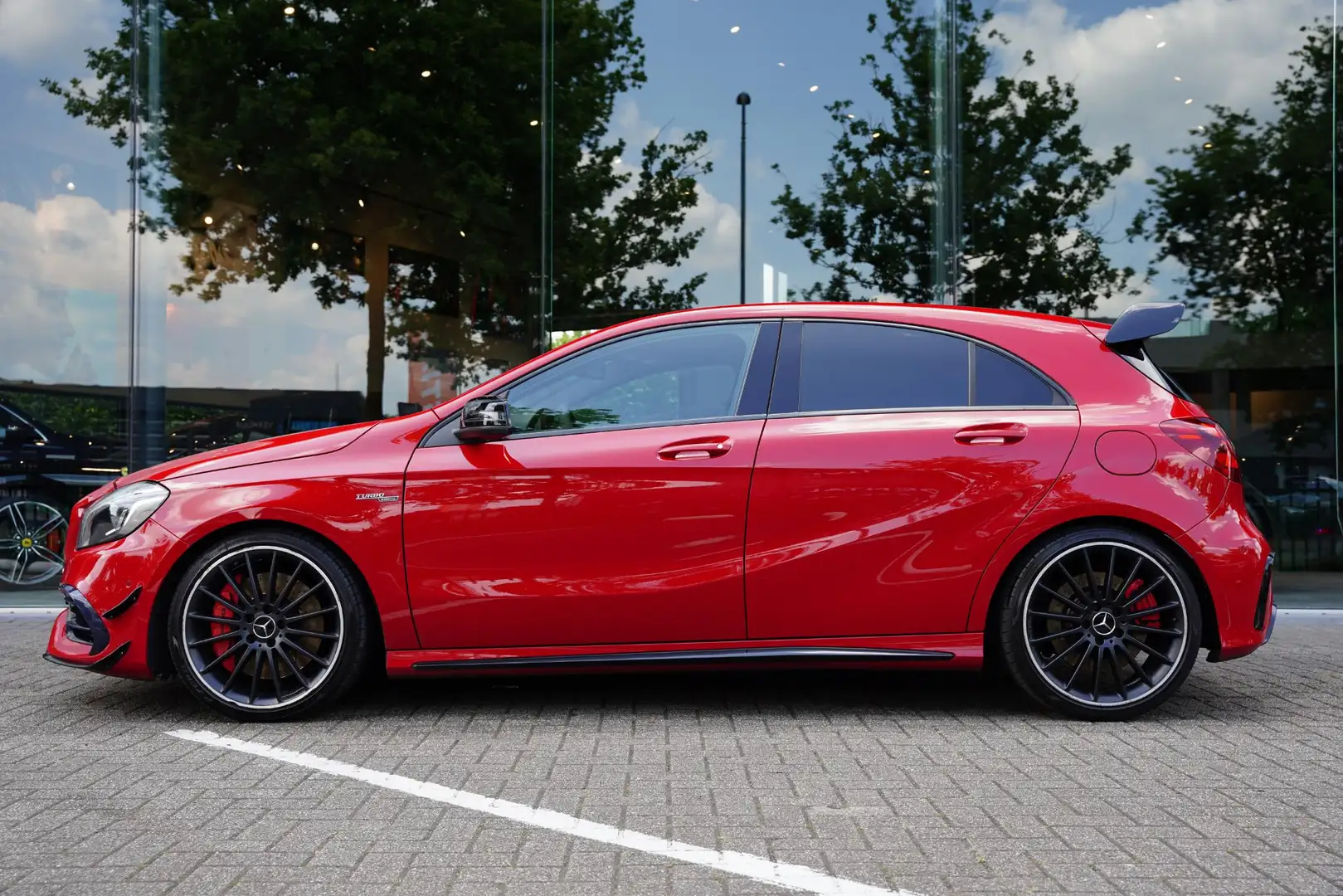 Mercedes-Benz A 45 AMG 4MATIC Panoramadak Performance Stoelen Rojo - 2