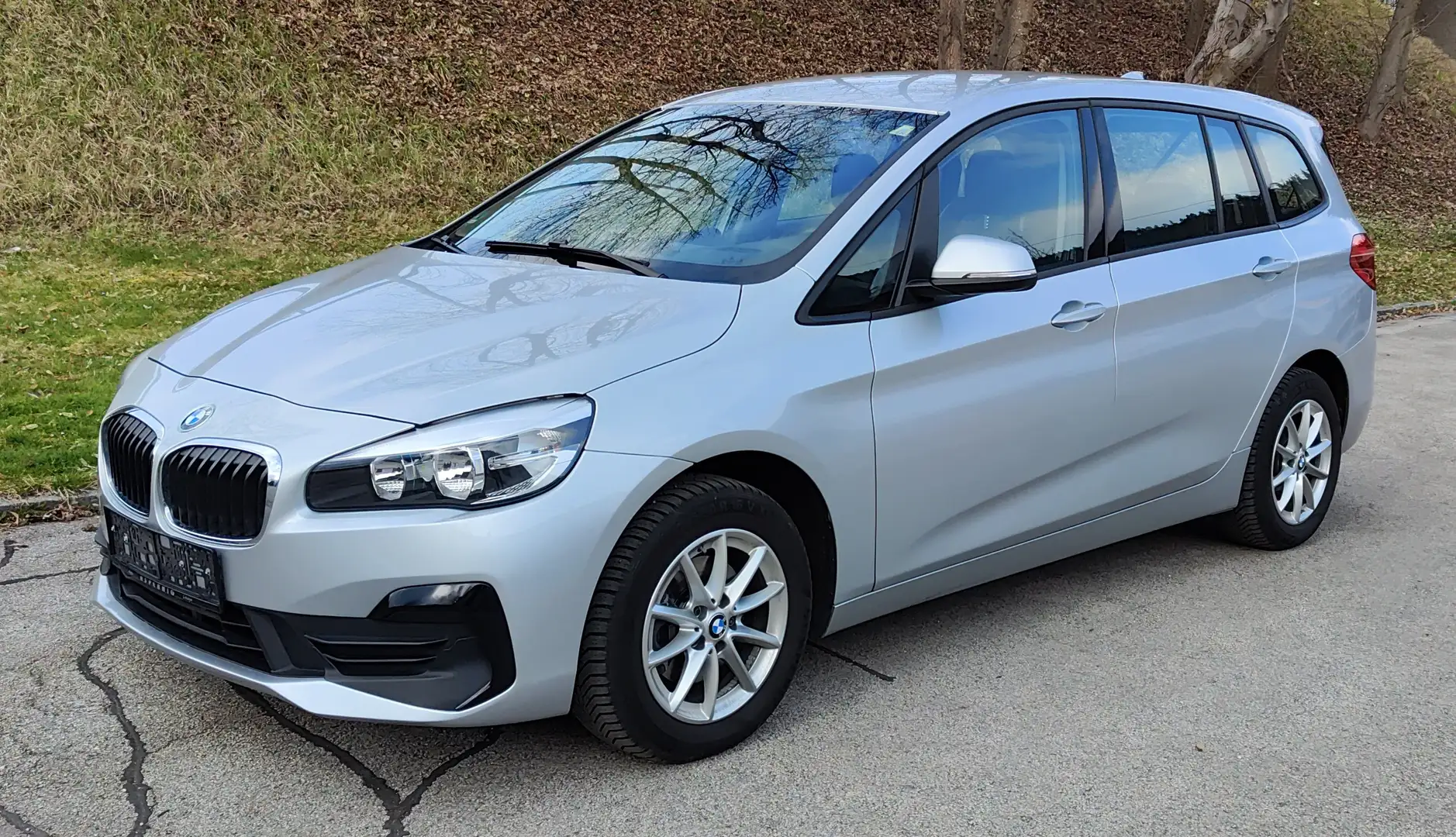BMW 216 216d Gran Tourer Silber - 1