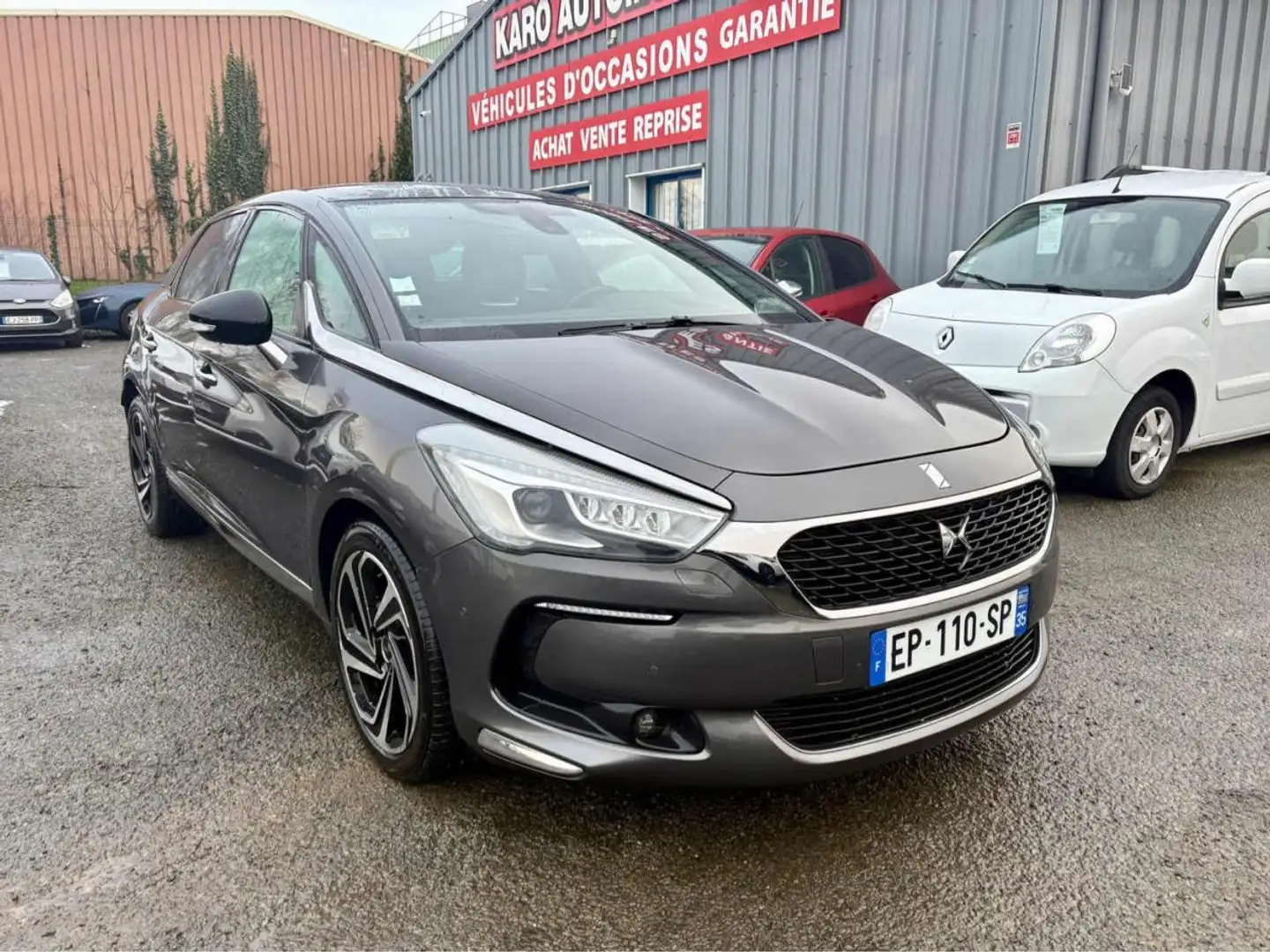 DS Automobiles DS 5 DS5 BlueHDi 180ch Be Chic Grau - 2