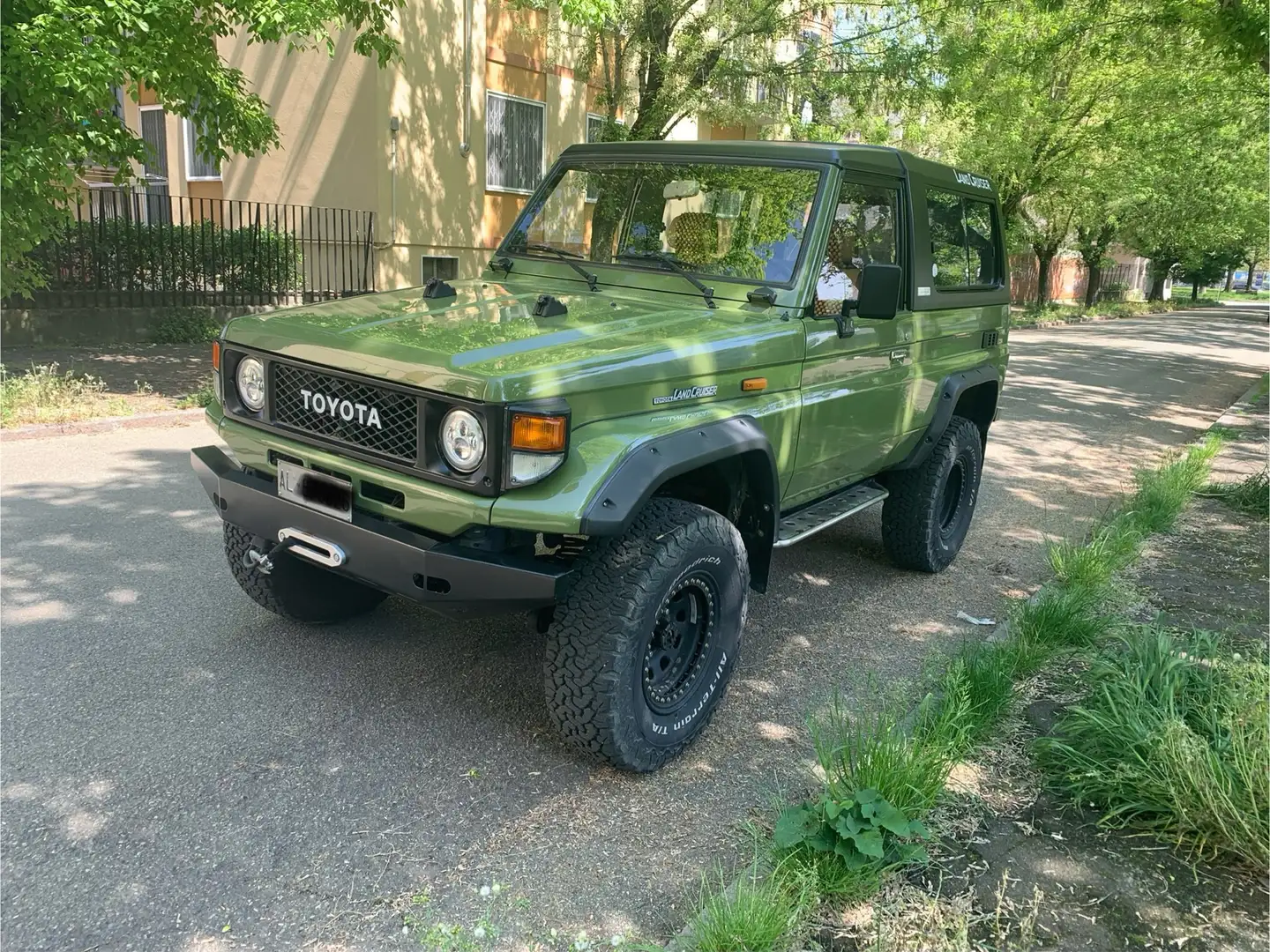 Toyota Land Cruiser LJ73SW 2.4 td Зелений - 1