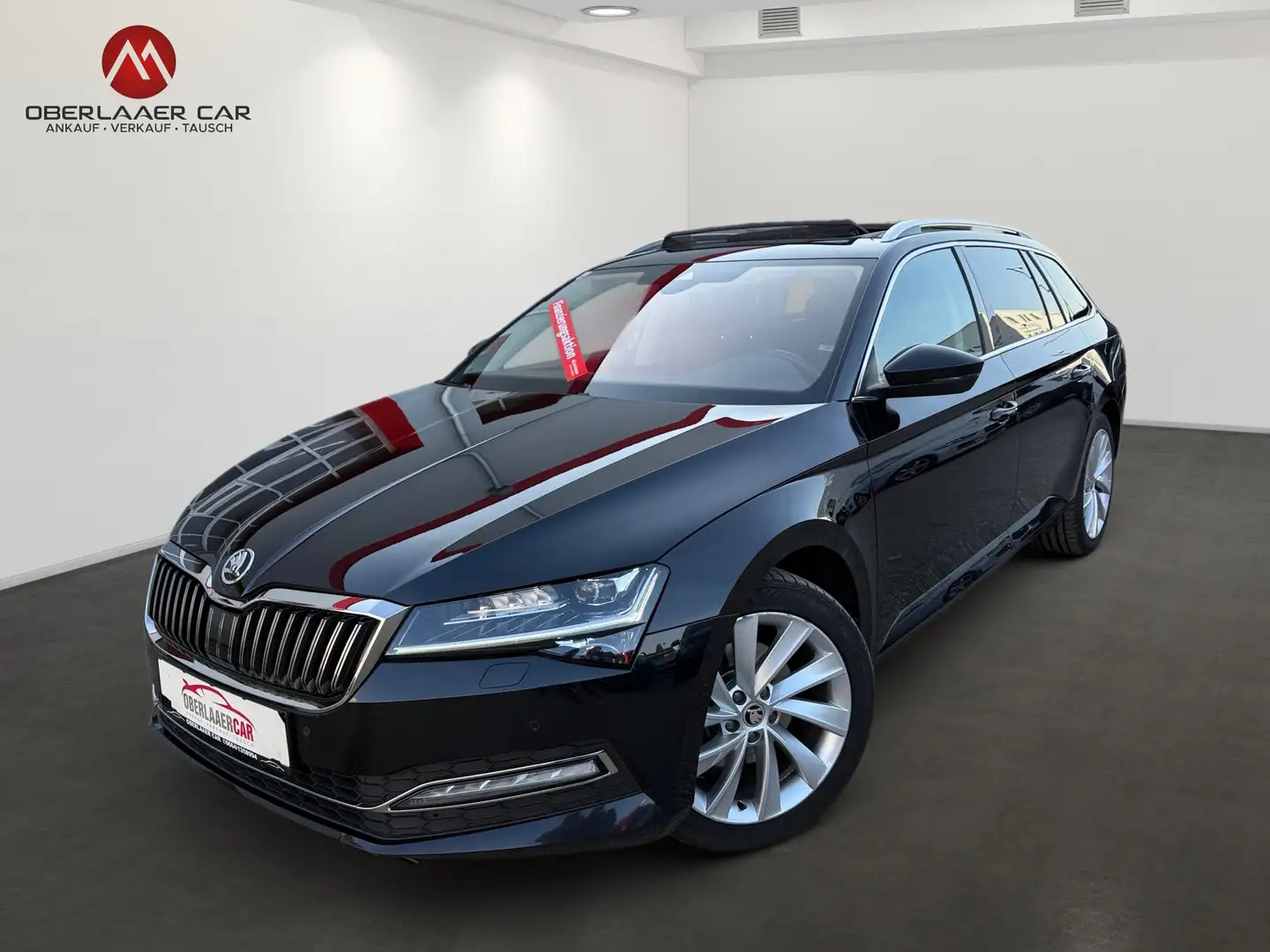 Skoda Superb Kombi 2,0 TDI Style DSG. | Panorama | AHK | Schwarz - 1