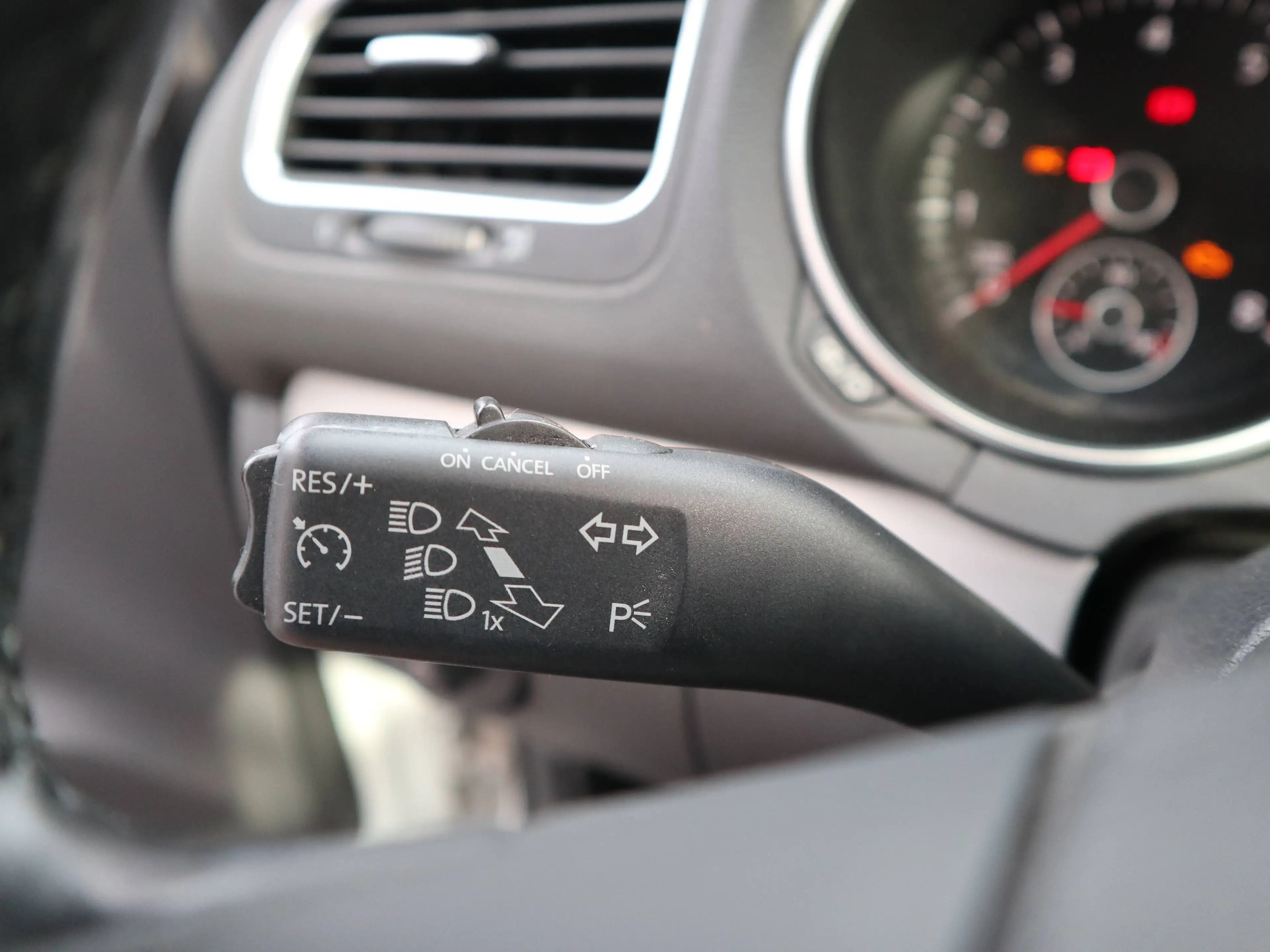 Volkswagen Golf Cabriolet DSG Navi Leder SHZ StaHz Bi-Xenon PDC Freisprech. — photo 11