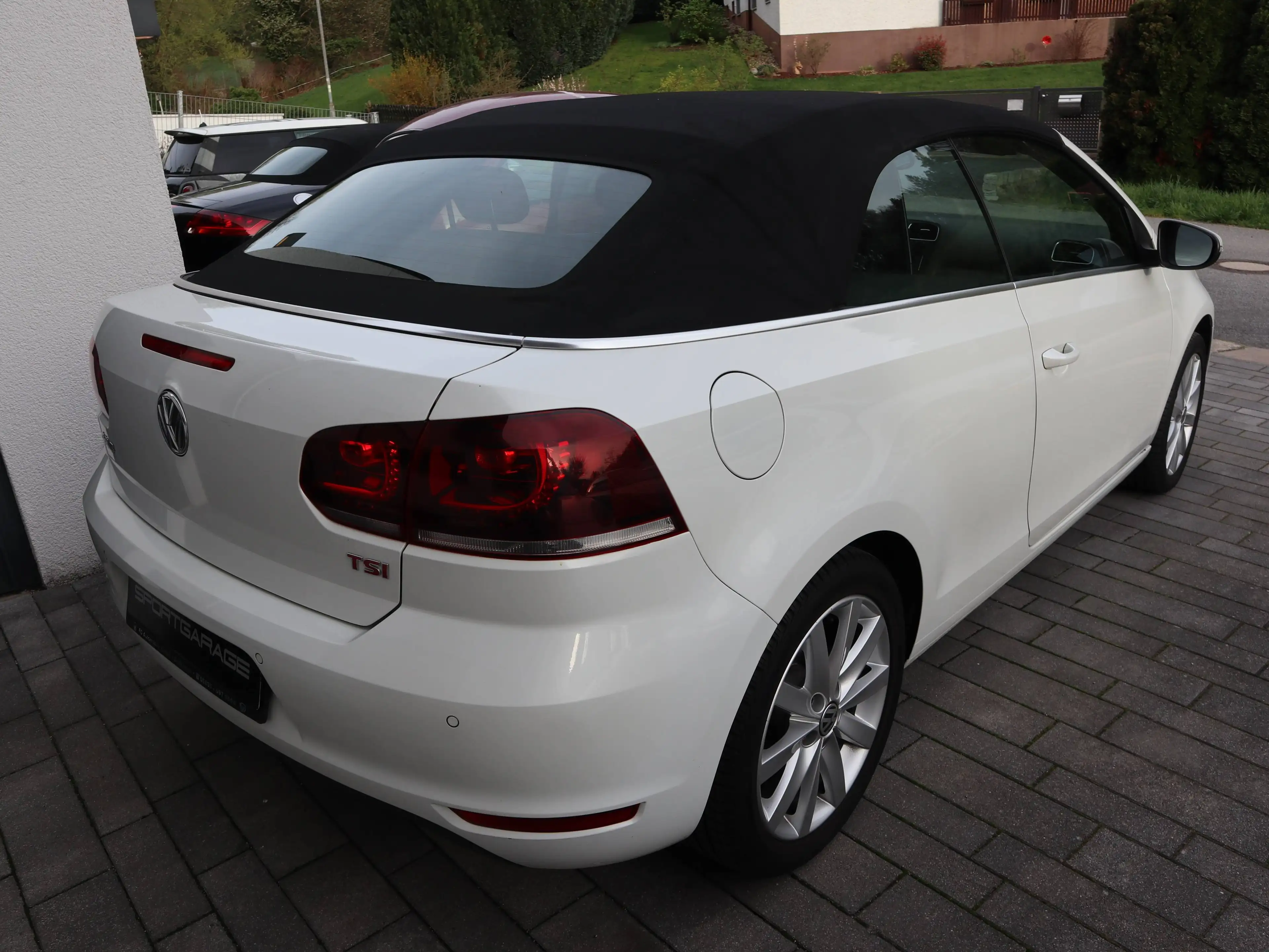 Volkswagen Golf Cabriolet DSG Navi Leder SHZ StaHz Bi-Xenon PDC Freisprech. — photo 13