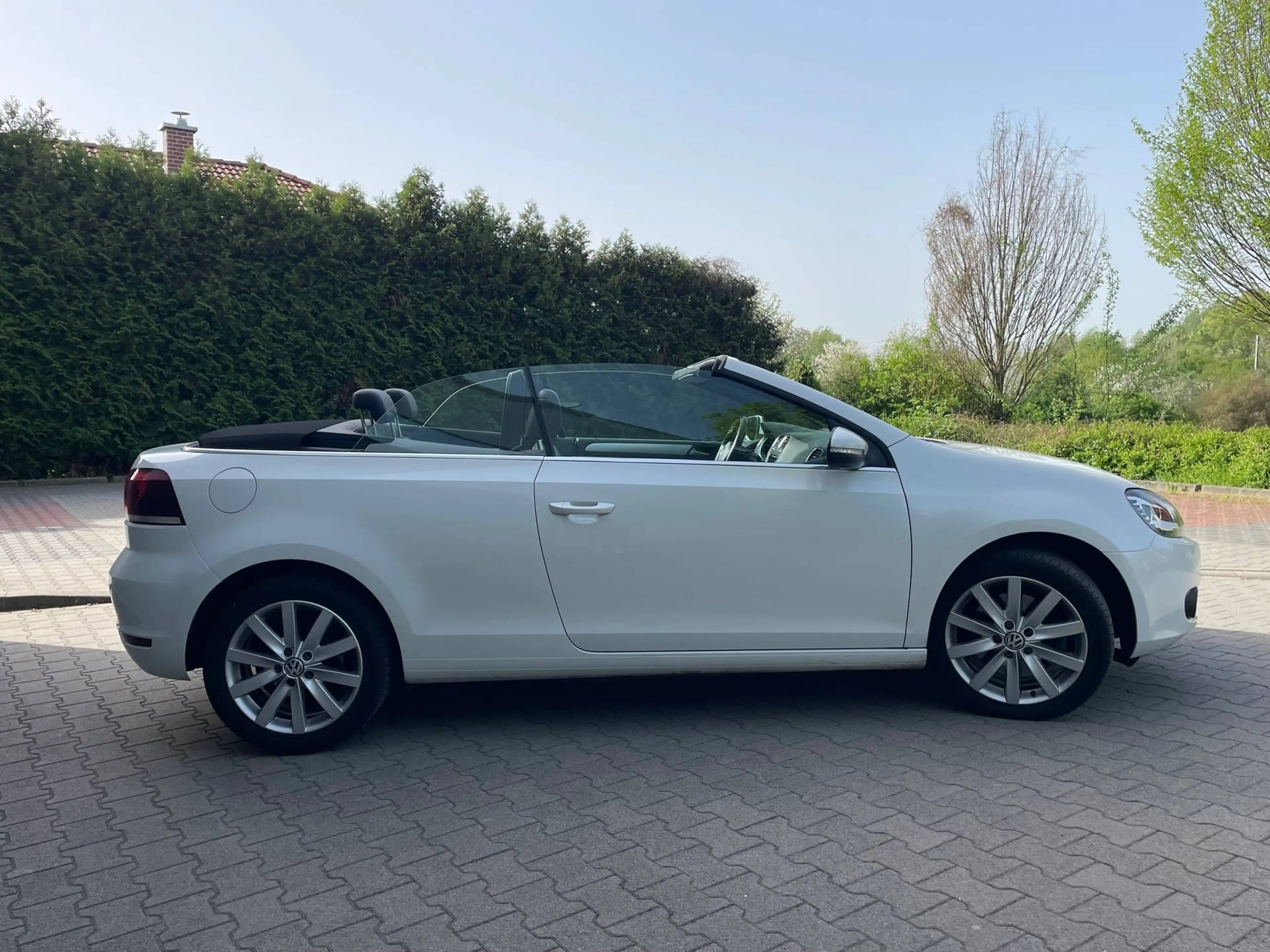 Volkswagen Golf Cabriolet DSG Navi Leder SHZ StaHz Bi-Xenon PDC Freisprech. — photo 3