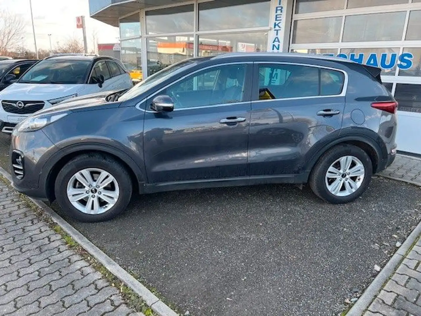 Kia Sportage 2WD Navigation Grau - 2