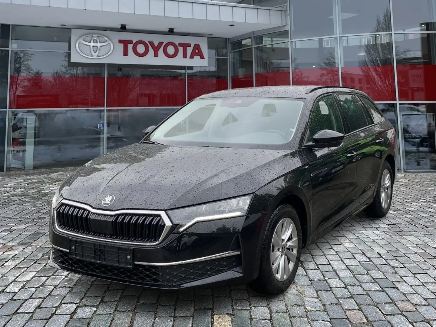 Skoda Octavia Combi 1.5 TSI mHEV W Selection Zwart - 1