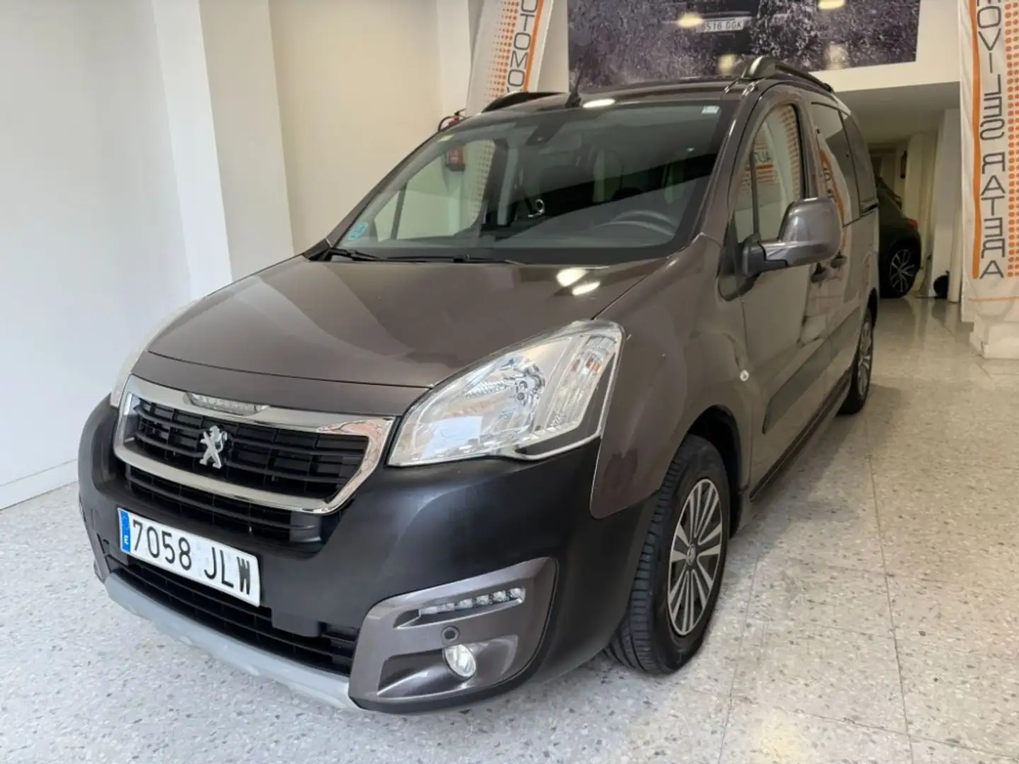Peugeot Partner Outdoor - 1