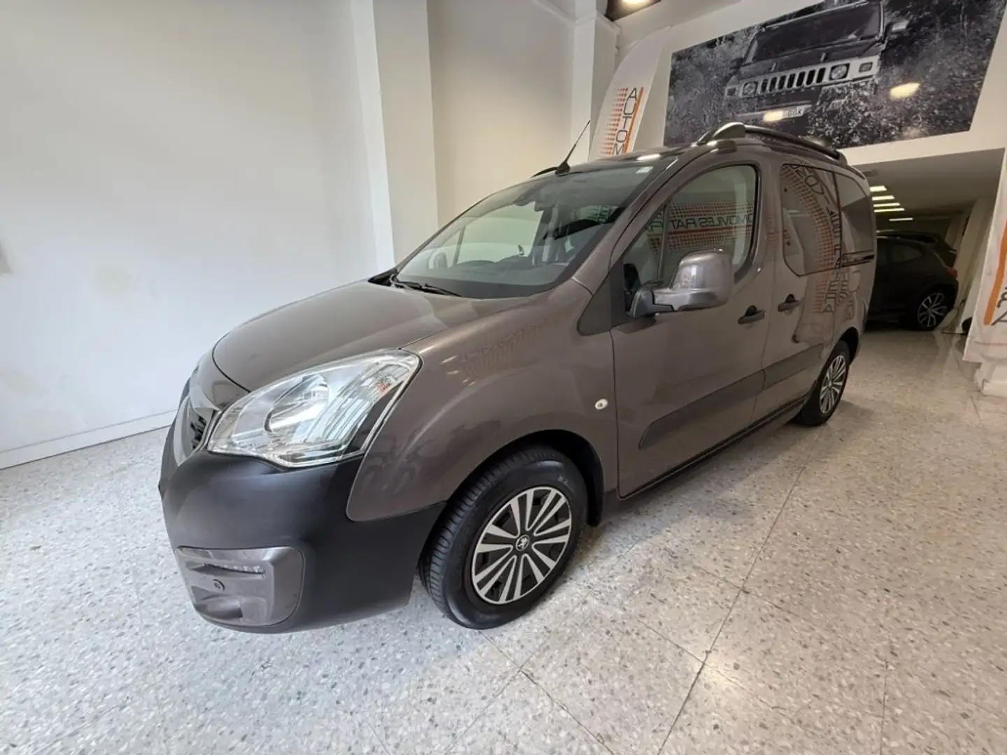 Peugeot Partner Outdoor - 2