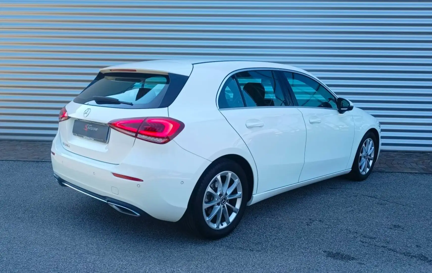 Mercedes-Benz A 180 D SPORT AUTO Blanco - 2
