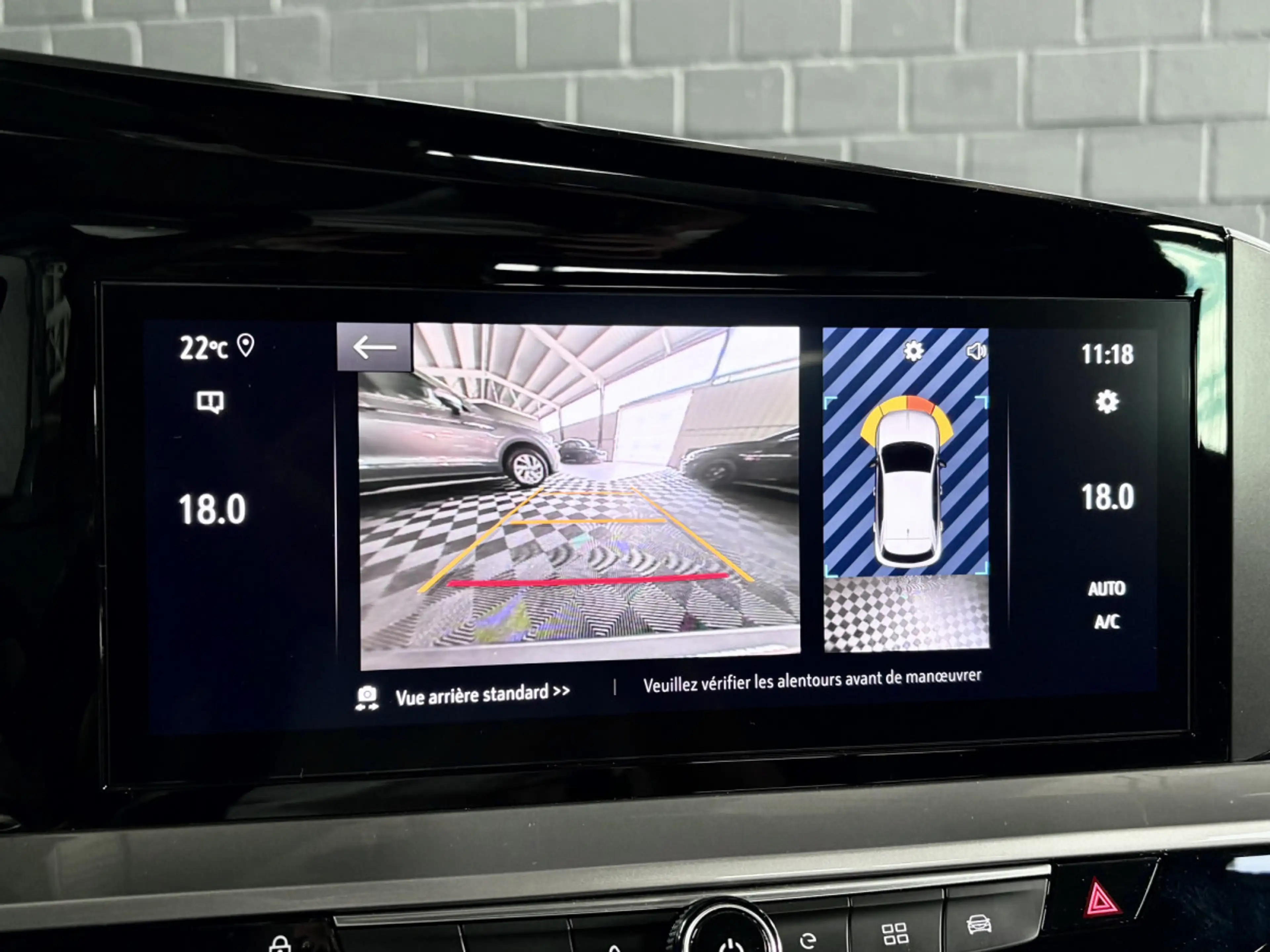 Opel Mokka-E BEV 54KWH LONG RANGE ULTIMATE AUTO *360°* ACC* — photo 14