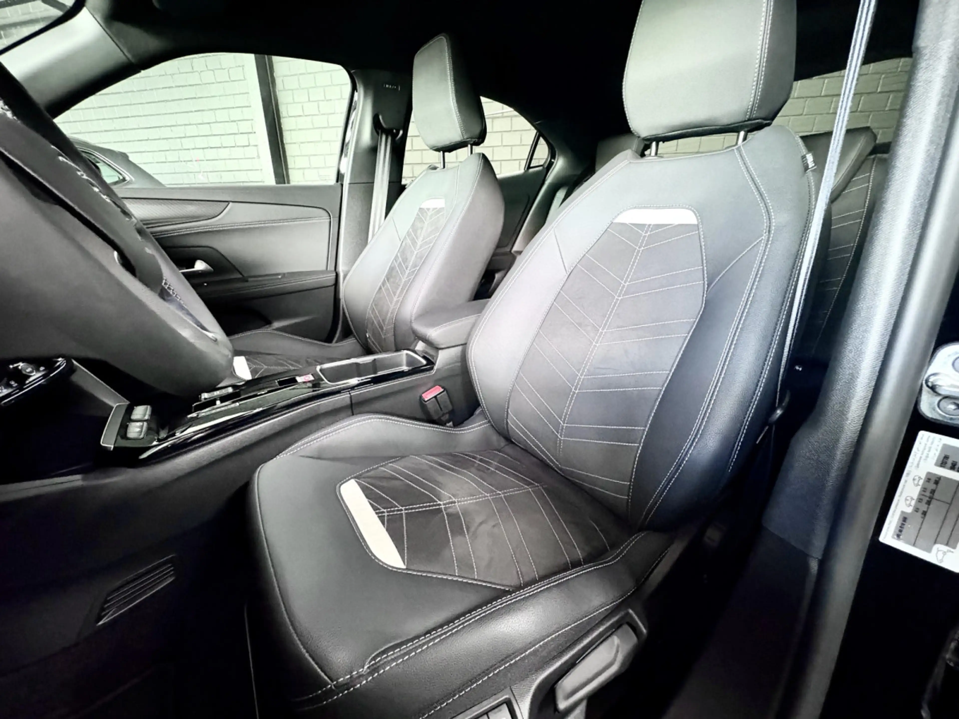 Opel Mokka-E BEV 54KWH LONG RANGE ULTIMATE AUTO *360°* ACC* — photo 7