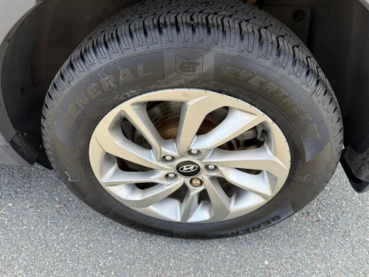 Hyundai TUCSON снимка Hyundai TUCSON