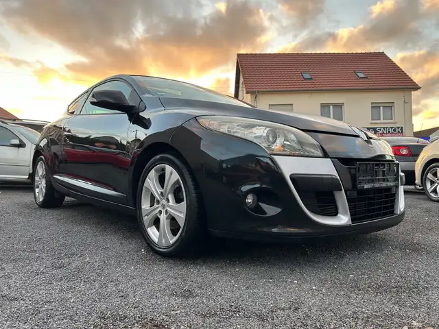 Renault Megane III COUPE DYNAMIQUE PANO + SHZ