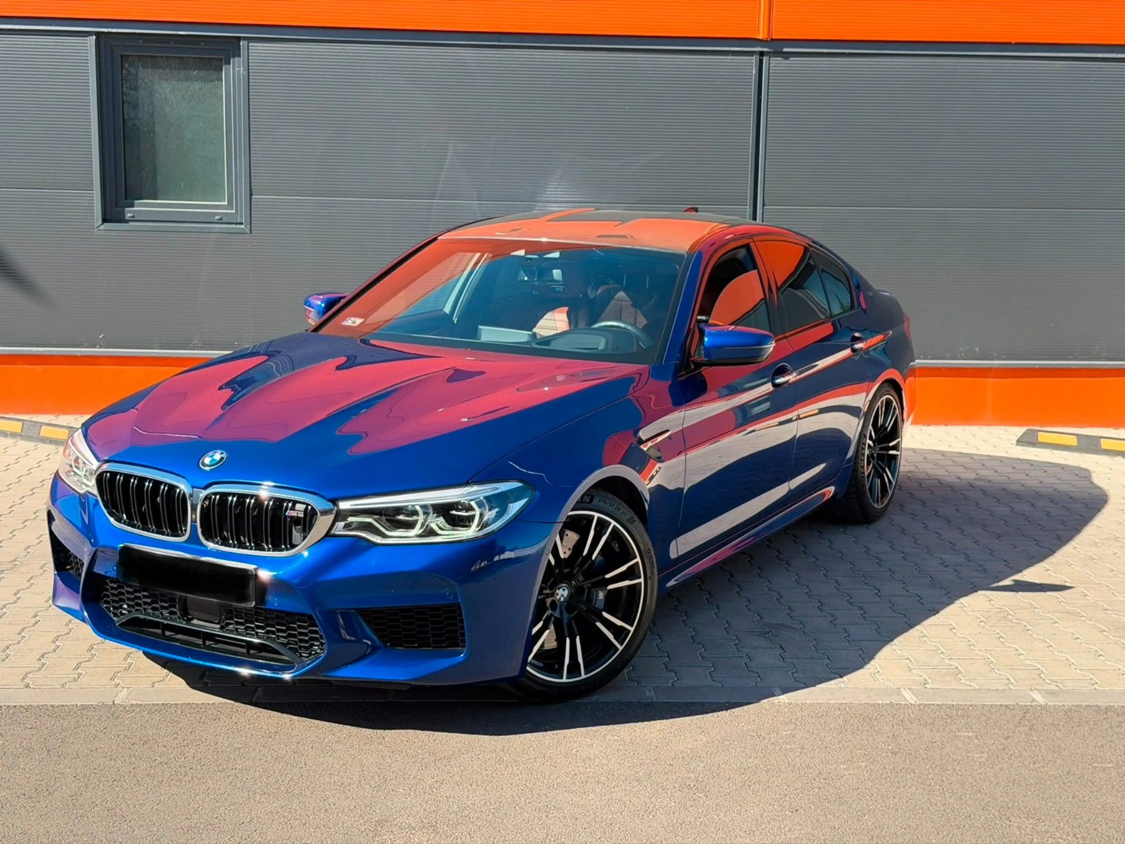 BMW M5 Limousine |ACC|HUD|HARMAN|MASSAGE|360|SOFTCL| — photo 2