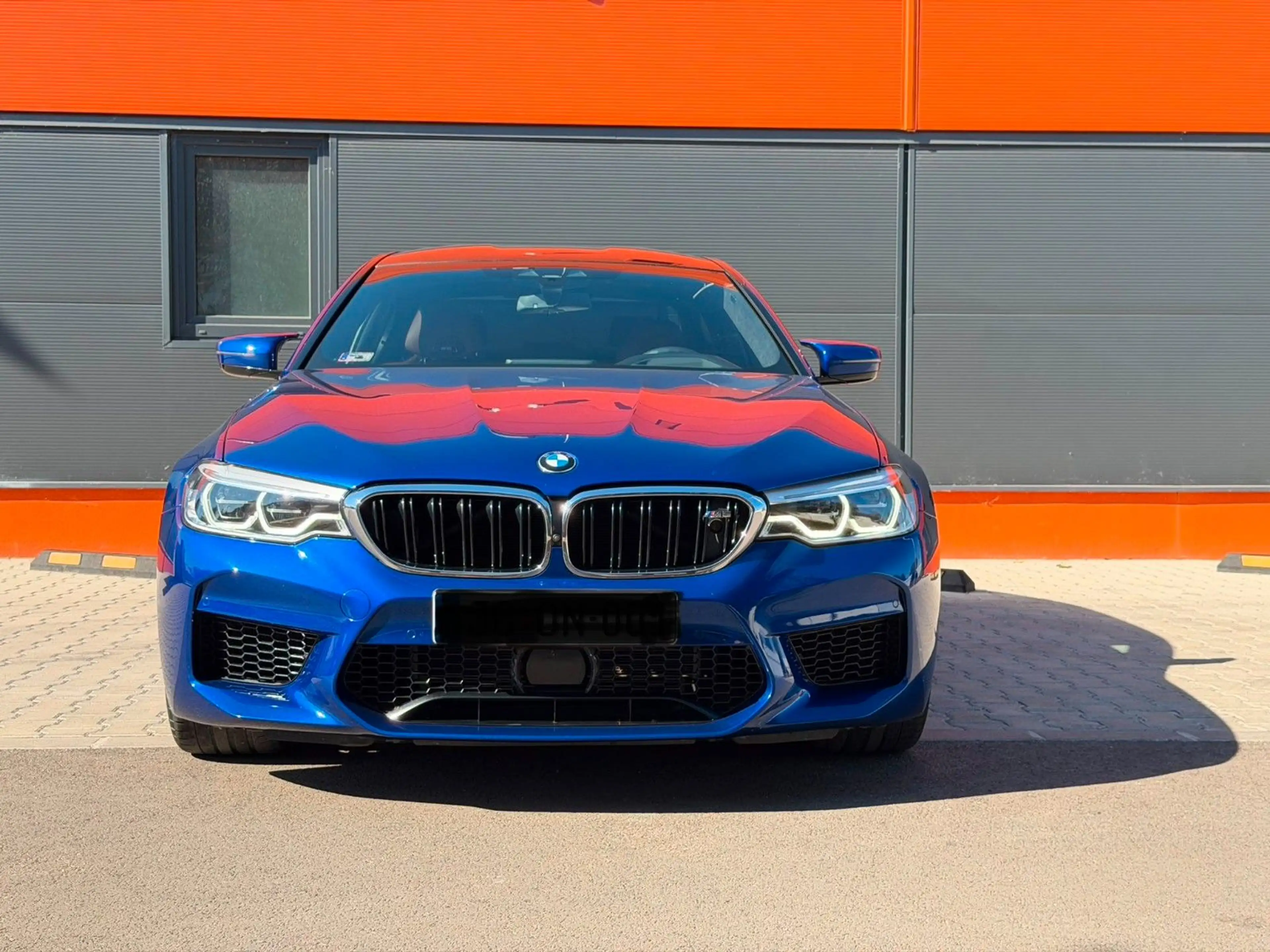 BMW M5 Limousine |ACC|HUD|HARMAN|MASSAGE|360|SOFTCL| — photo 4
