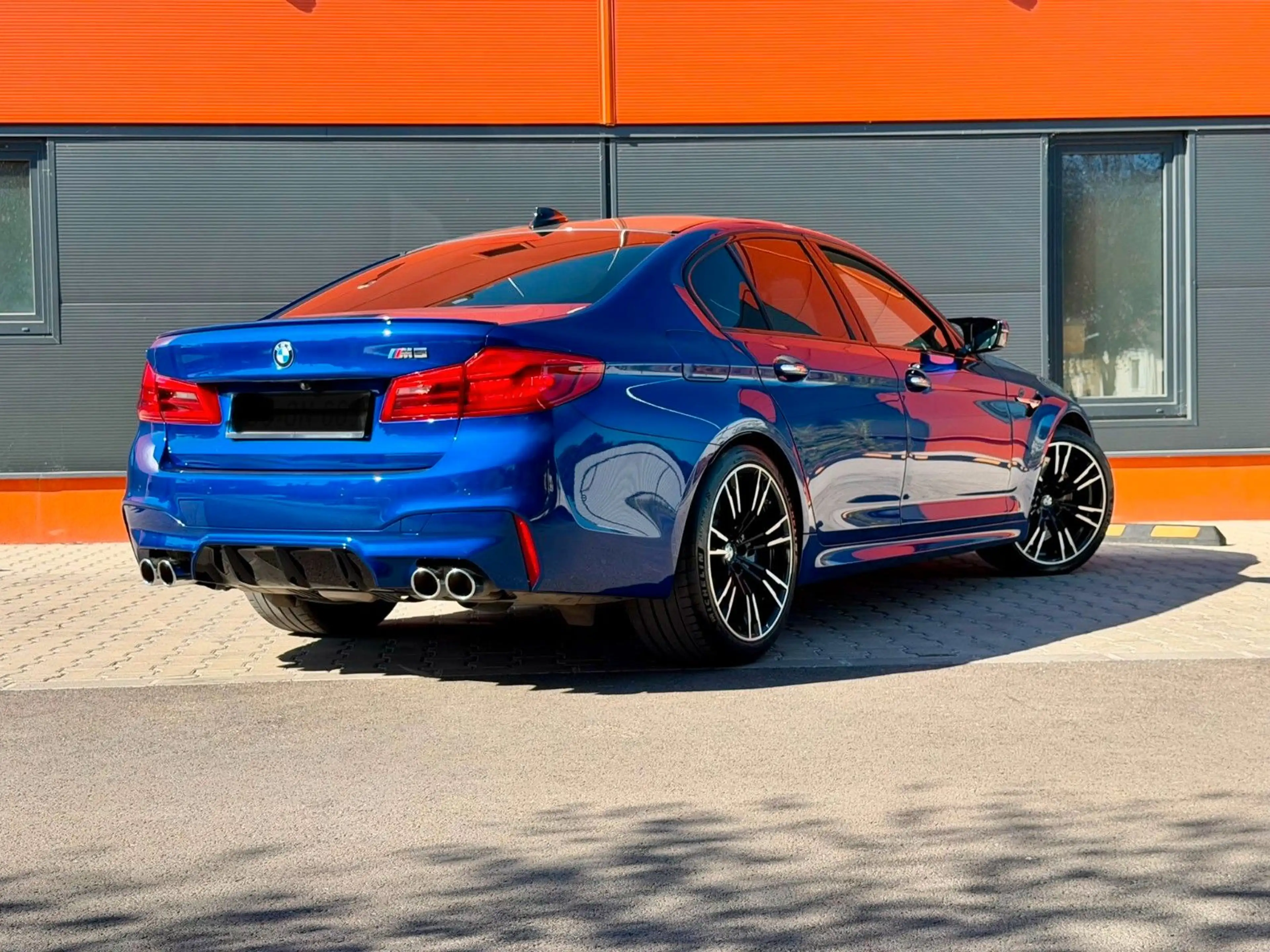 BMW M5 Limousine |ACC|HUD|HARMAN|MASSAGE|360|SOFTCL| — photo 15