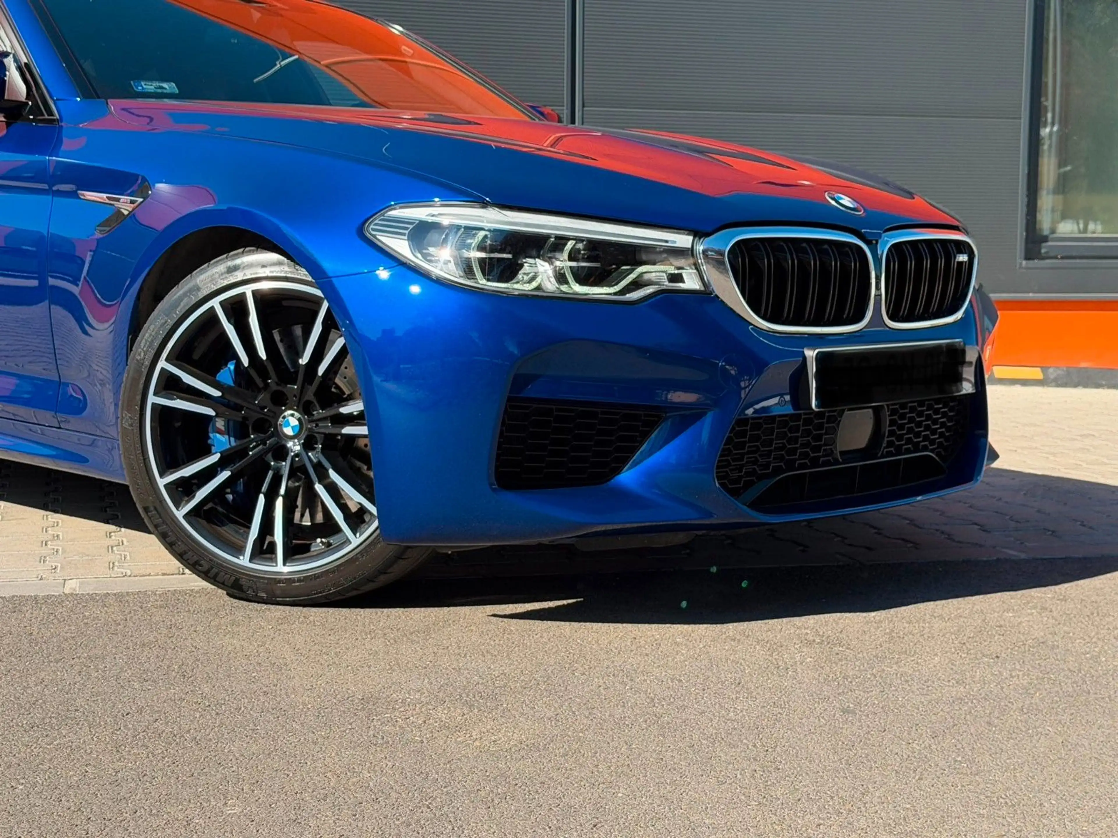 BMW M5 Limousine |ACC|HUD|HARMAN|MASSAGE|360|SOFTCL| — photo 6