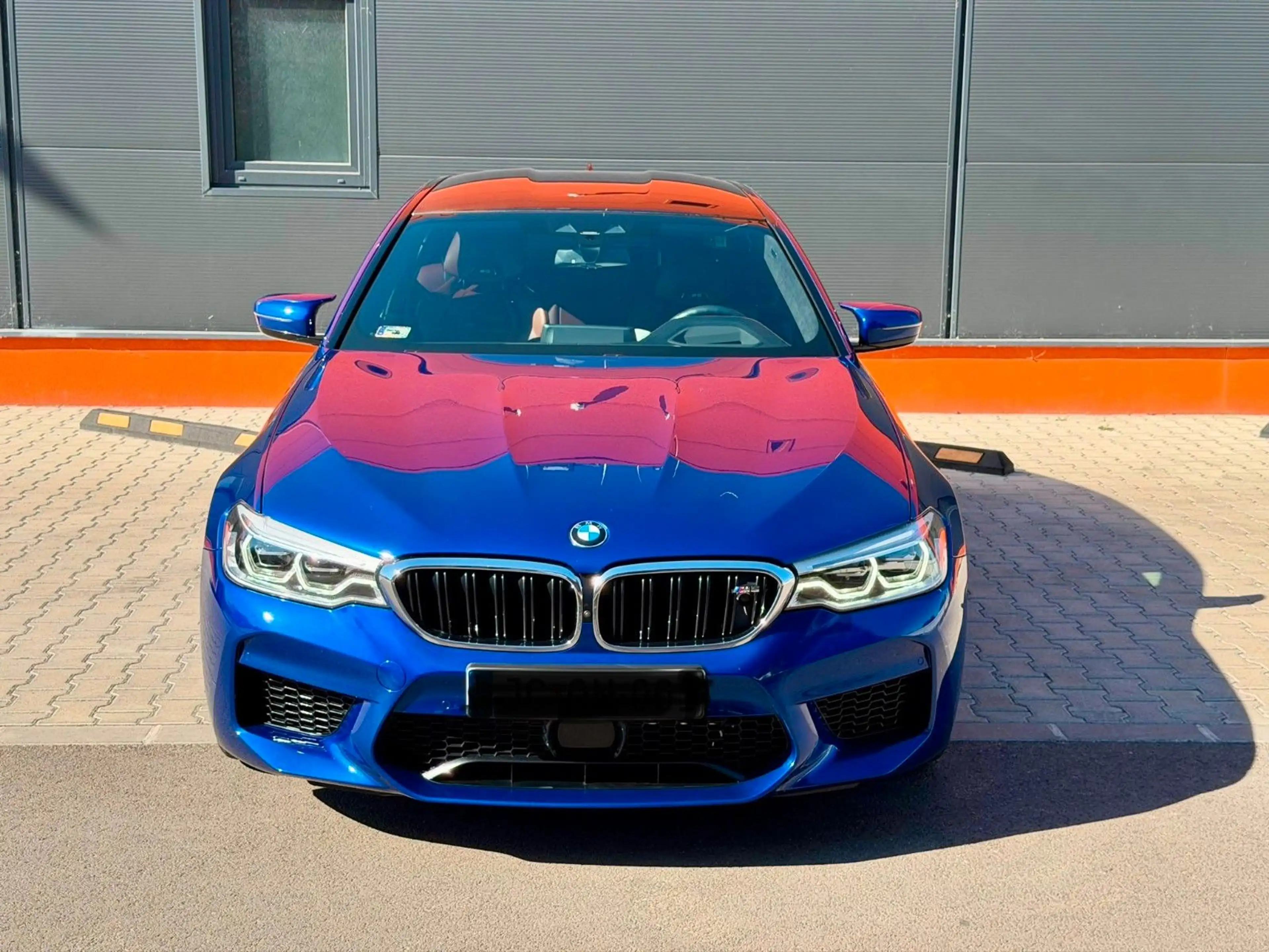 BMW M5 Limousine |ACC|HUD|HARMAN|MASSAGE|360|SOFTCL| — photo 3