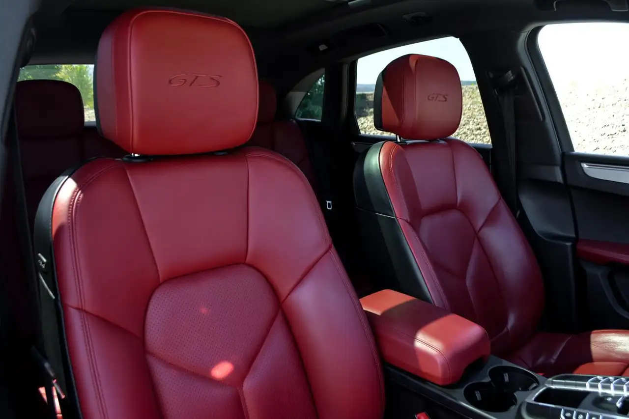 Porsche Macan снимка Porsche Macan