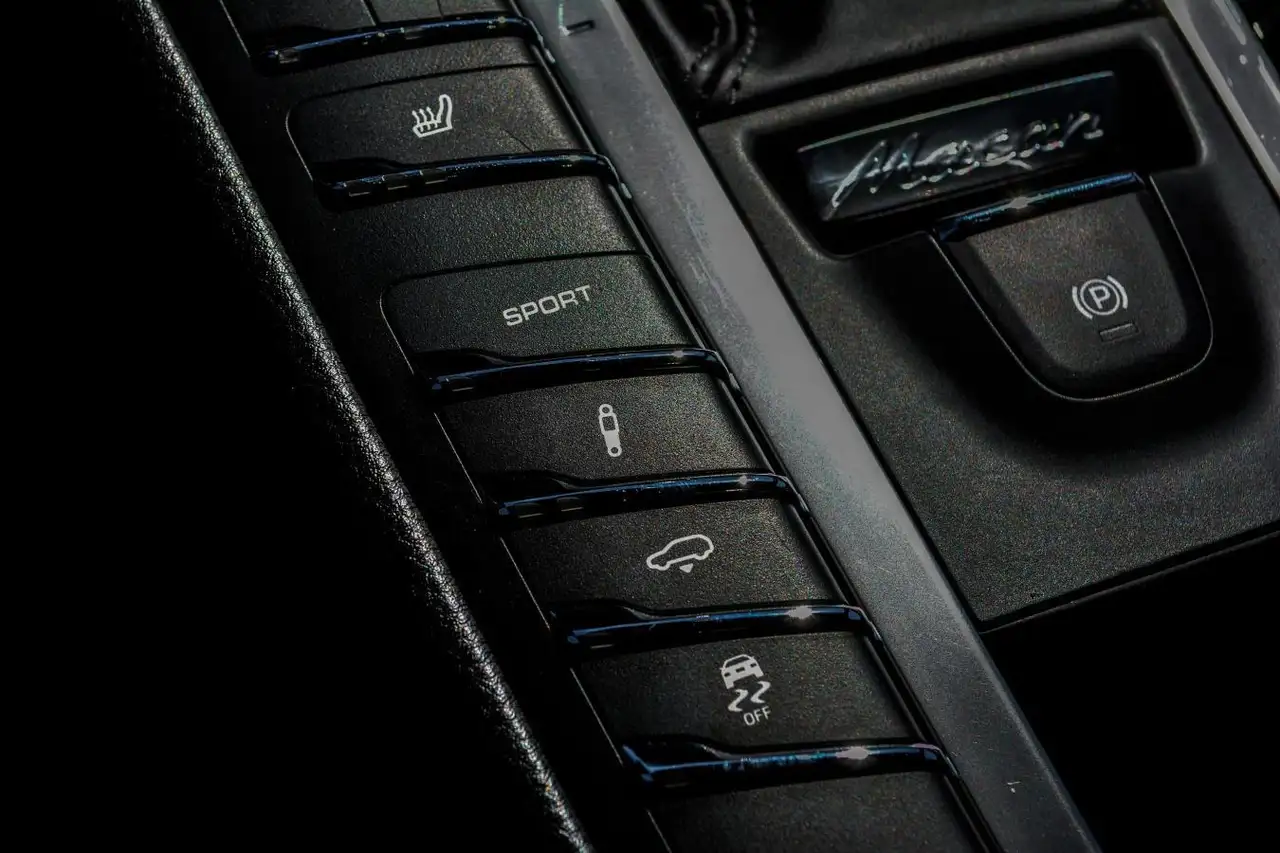 Porsche Macan снимка Porsche Macan