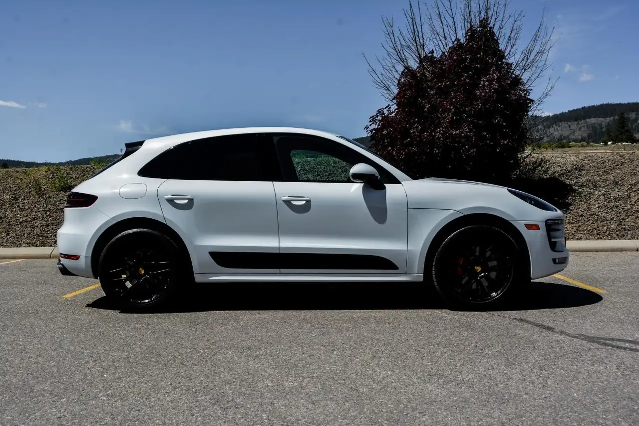 Porsche Macan снимка Porsche Macan