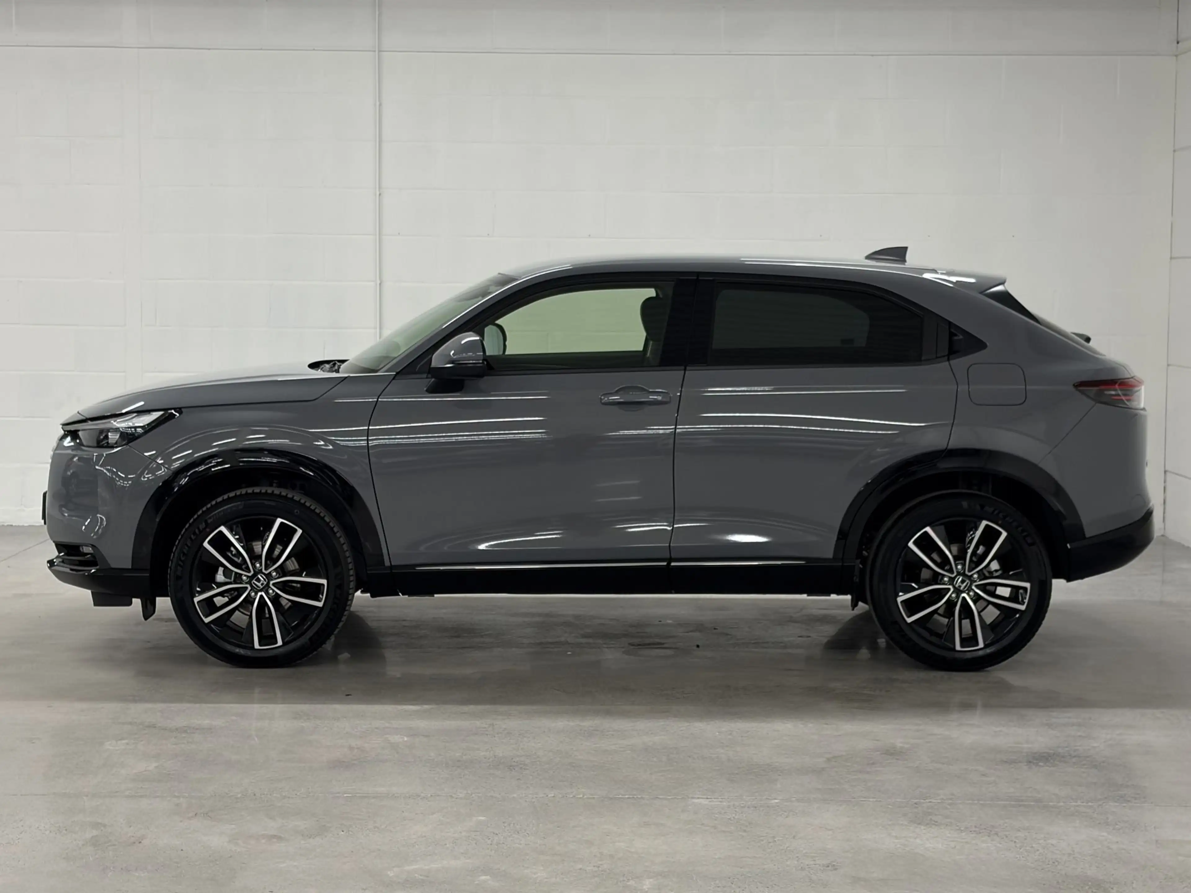 Honda HR-V 1.5 i-MMD Advance AT — photo 2
